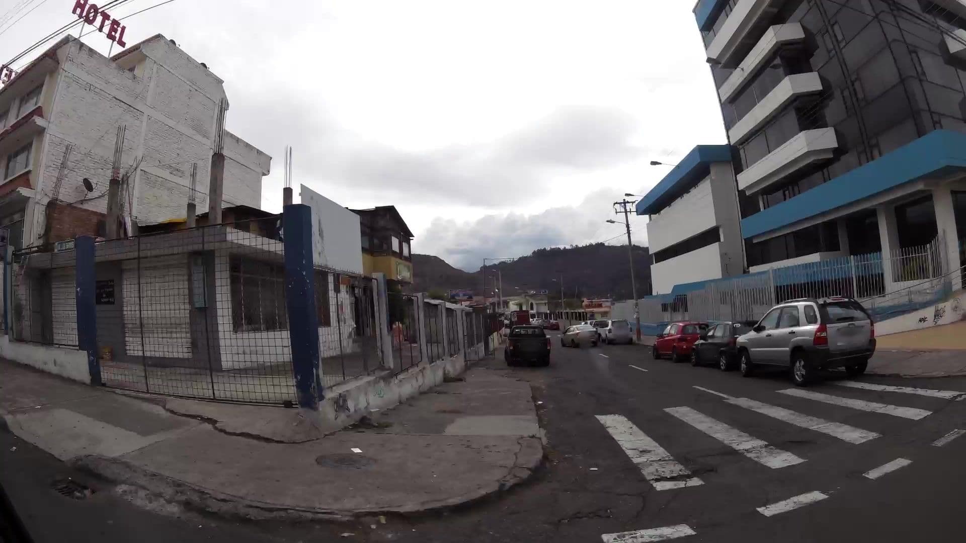 Street view near Hotel Restaurante Raices, Ambato — © kaartcam (CC BY-SA · Mapillary)
