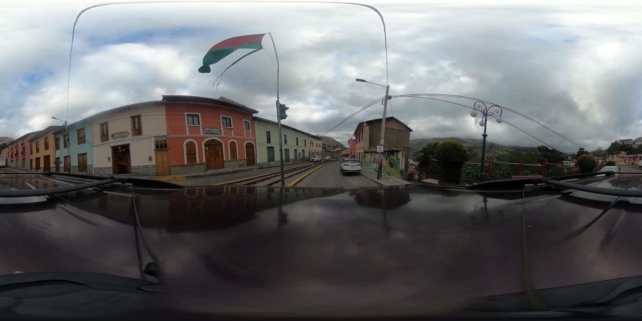 Street view near Community Hostel, Alausí — © Hopen111 (CC BY-SA · Mapillary)
