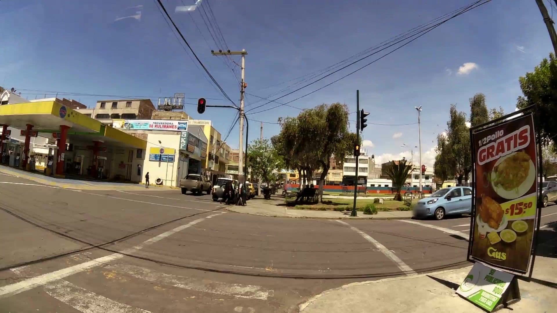 Street view near Hotel Whymper, Riobamba — © kaartcam (CC BY-SA · Mapillary)