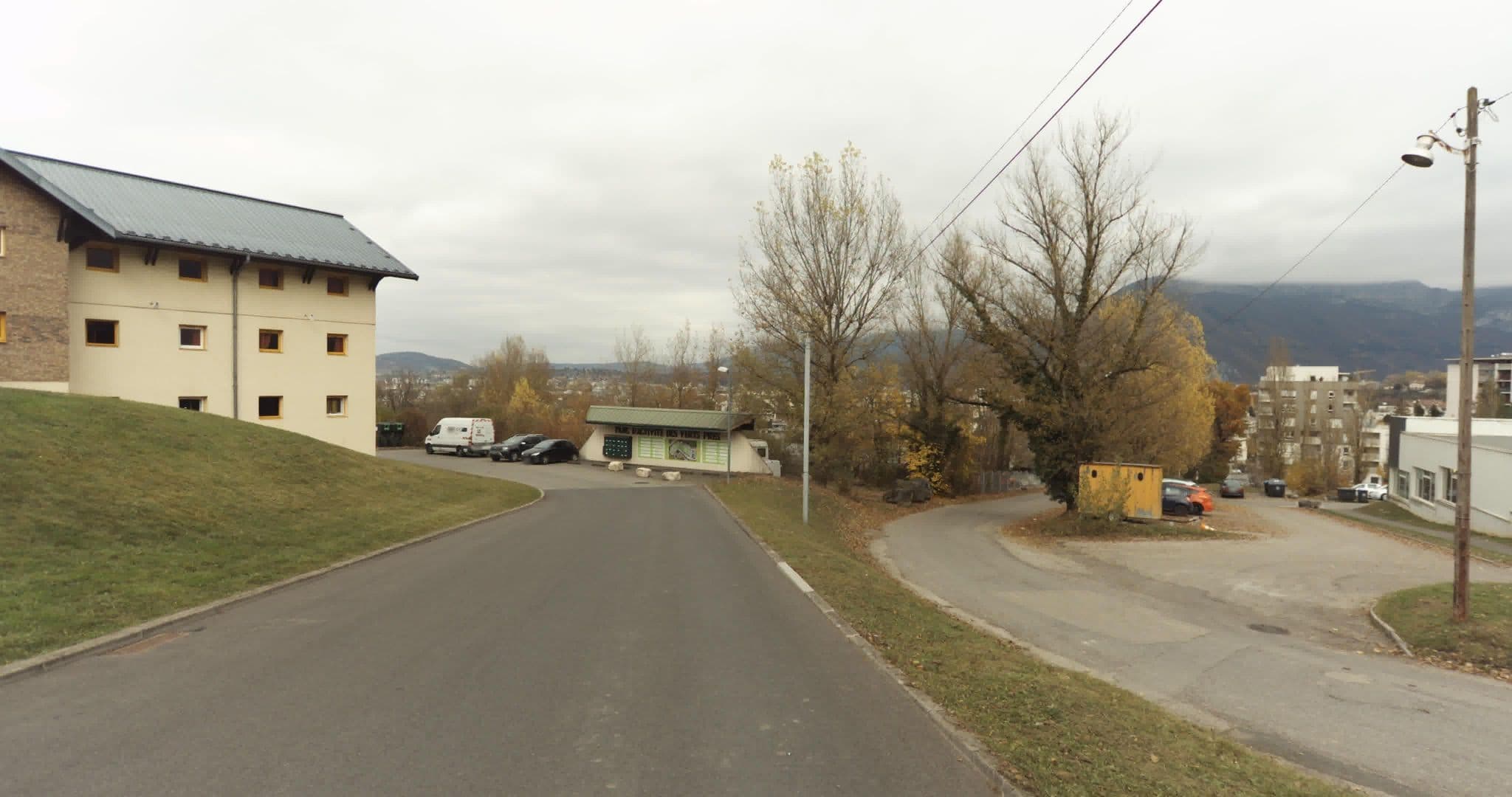 Street view near Première Classe Annecy Sud - Cran Gevrier, Cran-Gevrier — © sogefi (CC BY-SA · Mapillary)