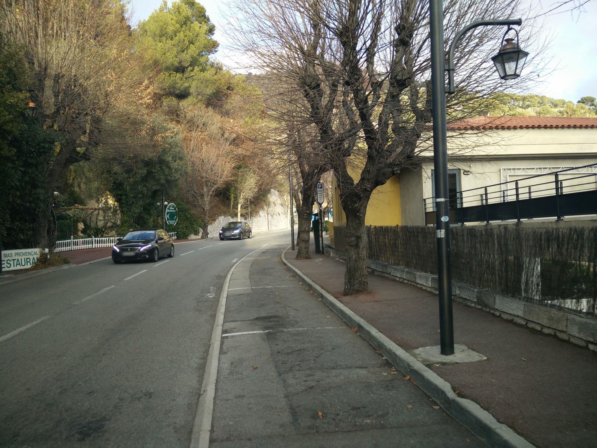 Street view near Eza Vista, Èze — © joostjakob (CC BY-SA · Mapillary)