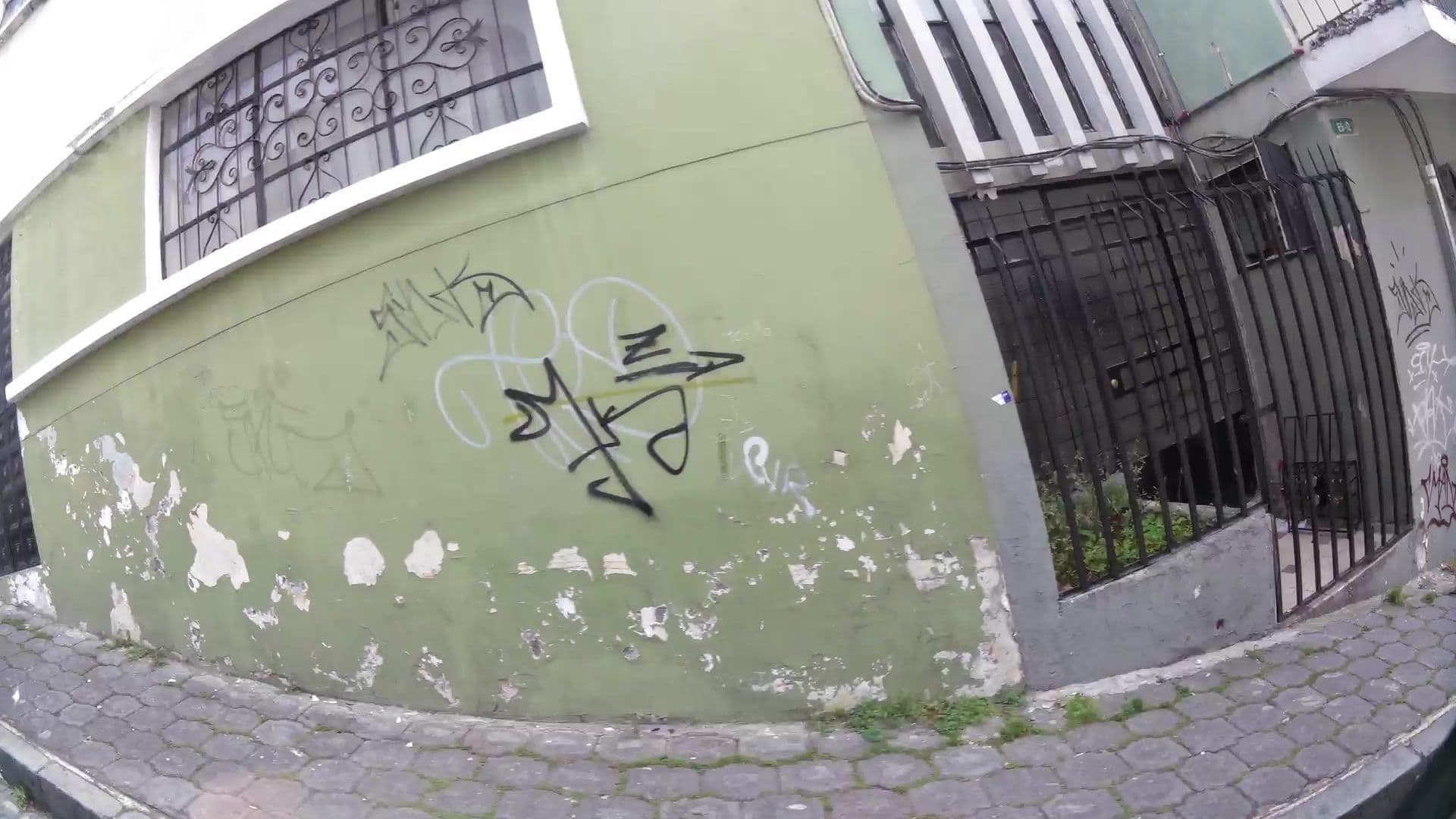 Street view near Chicago Inn, Quito — © kaartcam (CC BY-SA · Mapillary)