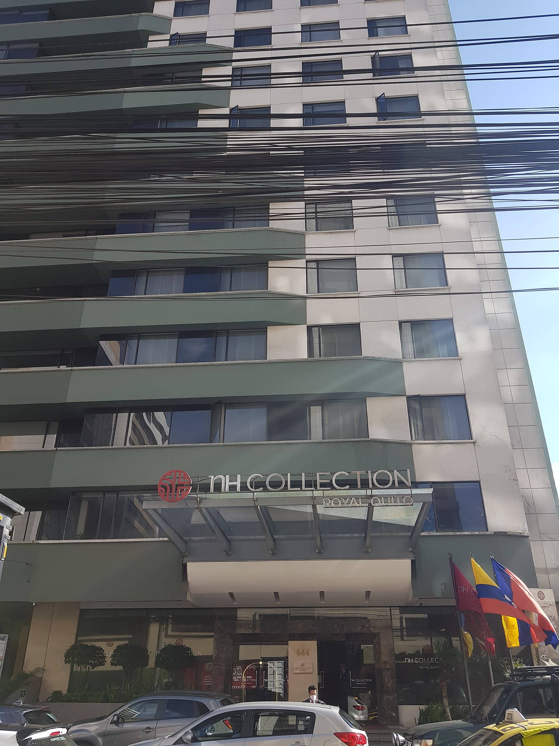 Hotel NH Collection Quito Royal (via Wikimedia Commons, CC BY-SA 3.0)