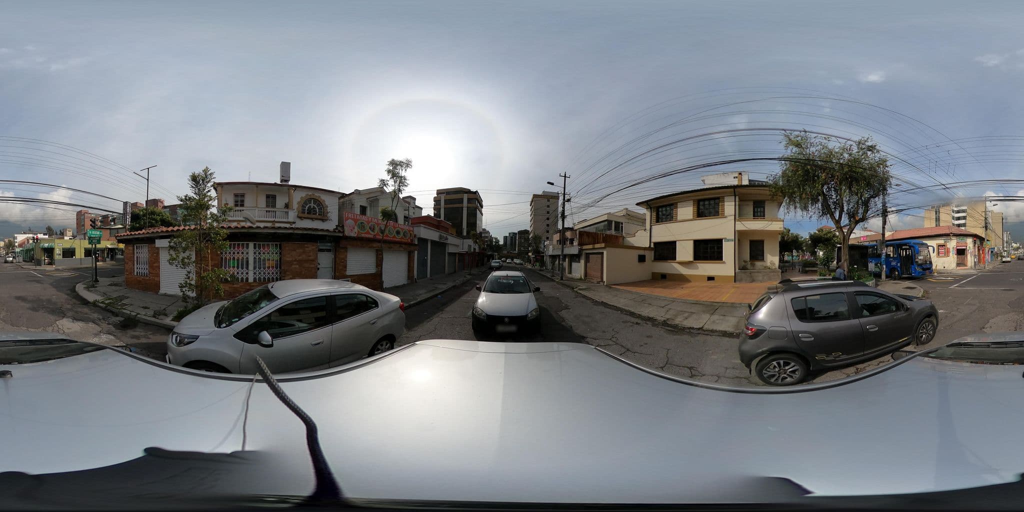 Street view near Jhomana Hostal, Quito — © kaart_2 (CC BY-SA · Mapillary)