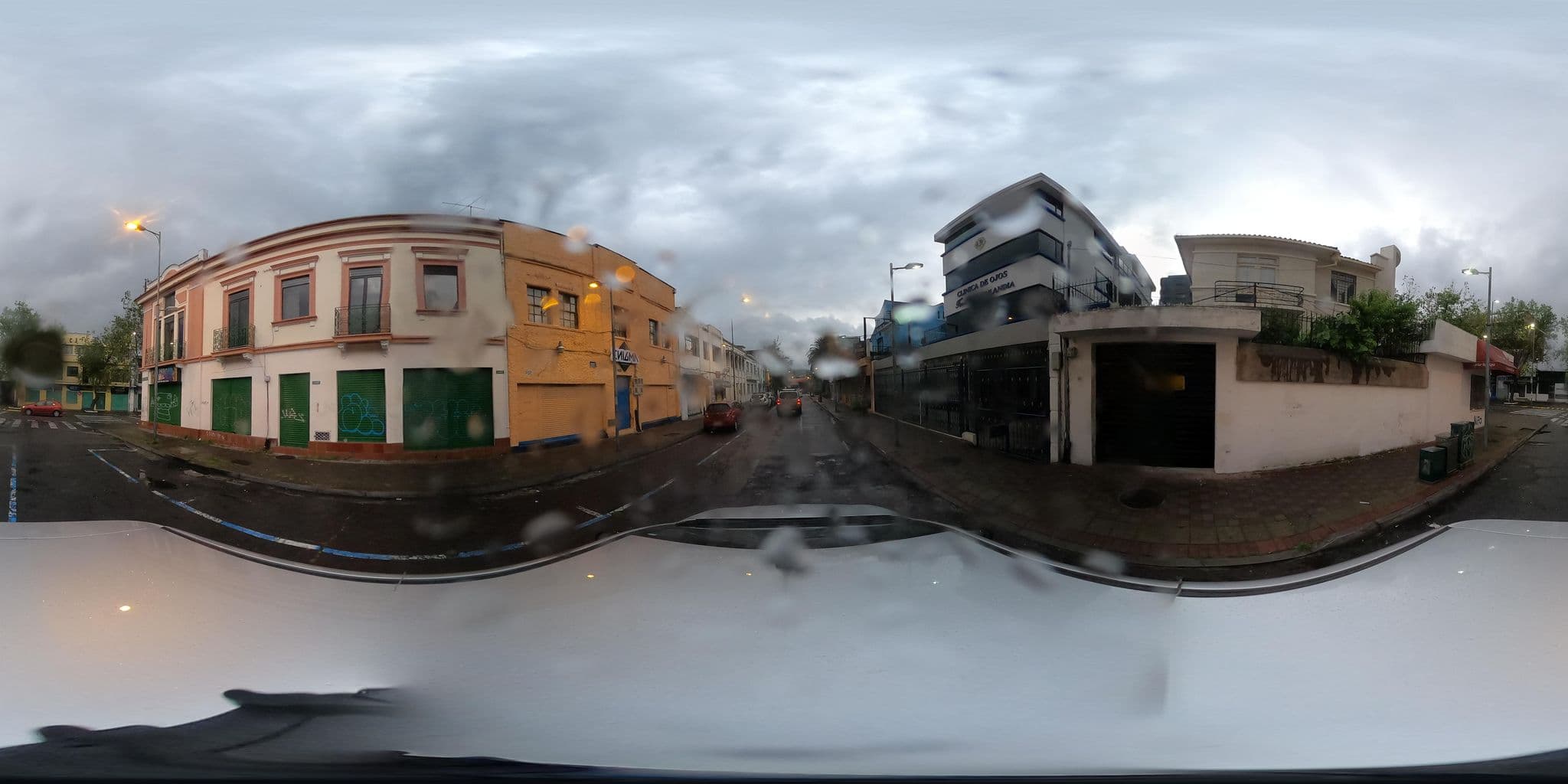Street view near Cotococha Amazon Lodge - Oficinas y Reservas, Quito — © kaart_2 (CC BY-SA · Mapillary)