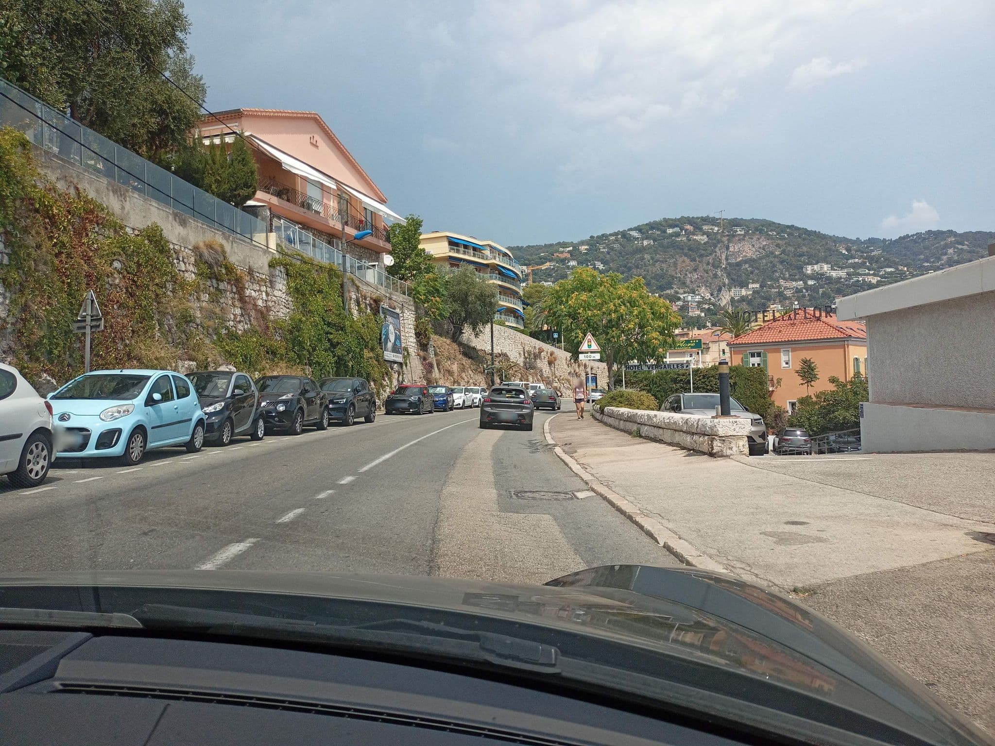 Street view near Versailles, Mont-Alban — © xdTAGCLAN (CC BY-SA · Mapillary)