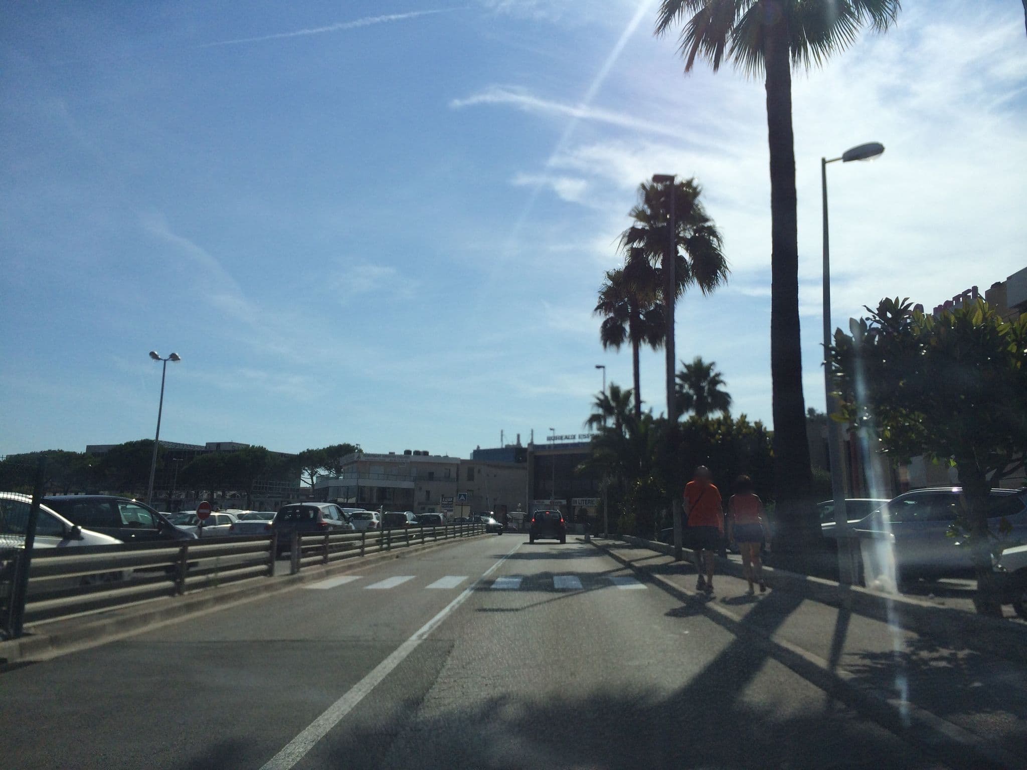 Street view near Hôtel Mercure Nice Cap 3000, Saint-Laurent-du-Var — © jesolem (CC BY-SA · Mapillary)