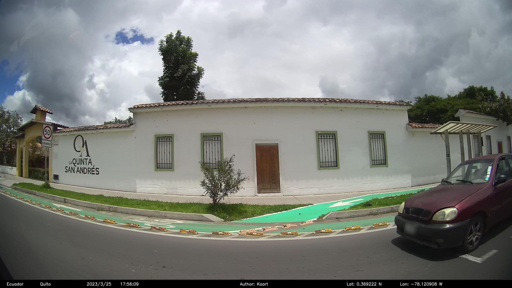 Street view near San Andres Loadge Spa, Ibarra — © kaart_2 (CC BY-SA · Mapillary)