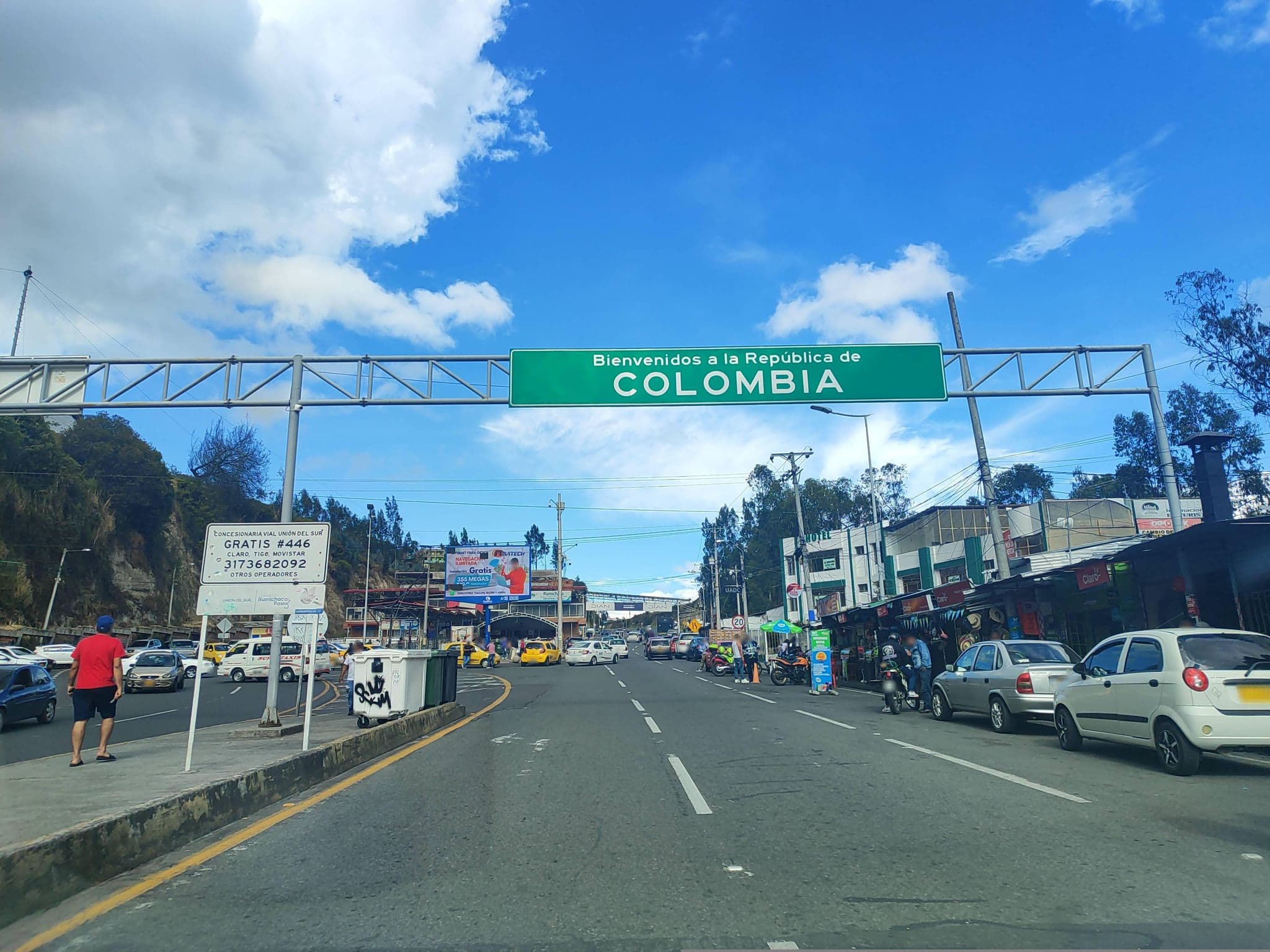 Street view near Hotel El Turista, Tulcán — © oscar_munoz1 (CC BY-SA · Mapillary)
