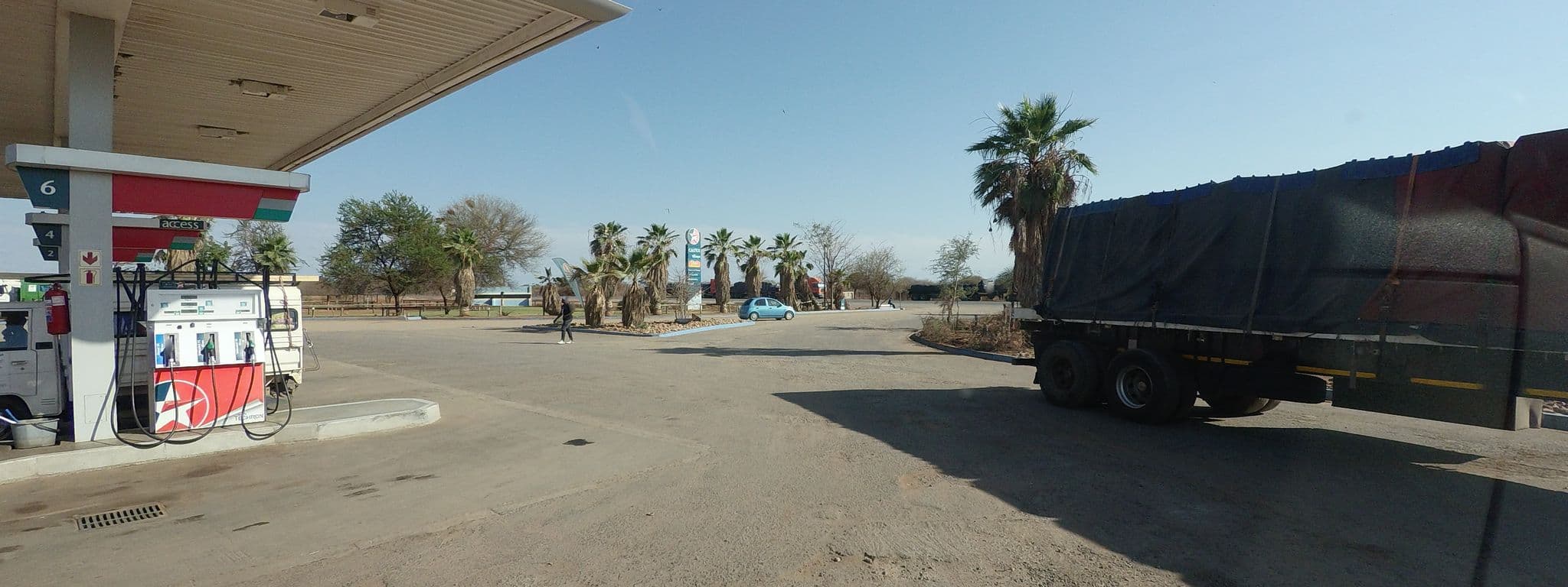 Street view near Kwa Nokeng Lodge, Makobeng — © tallguy (CC BY-SA · Mapillary)