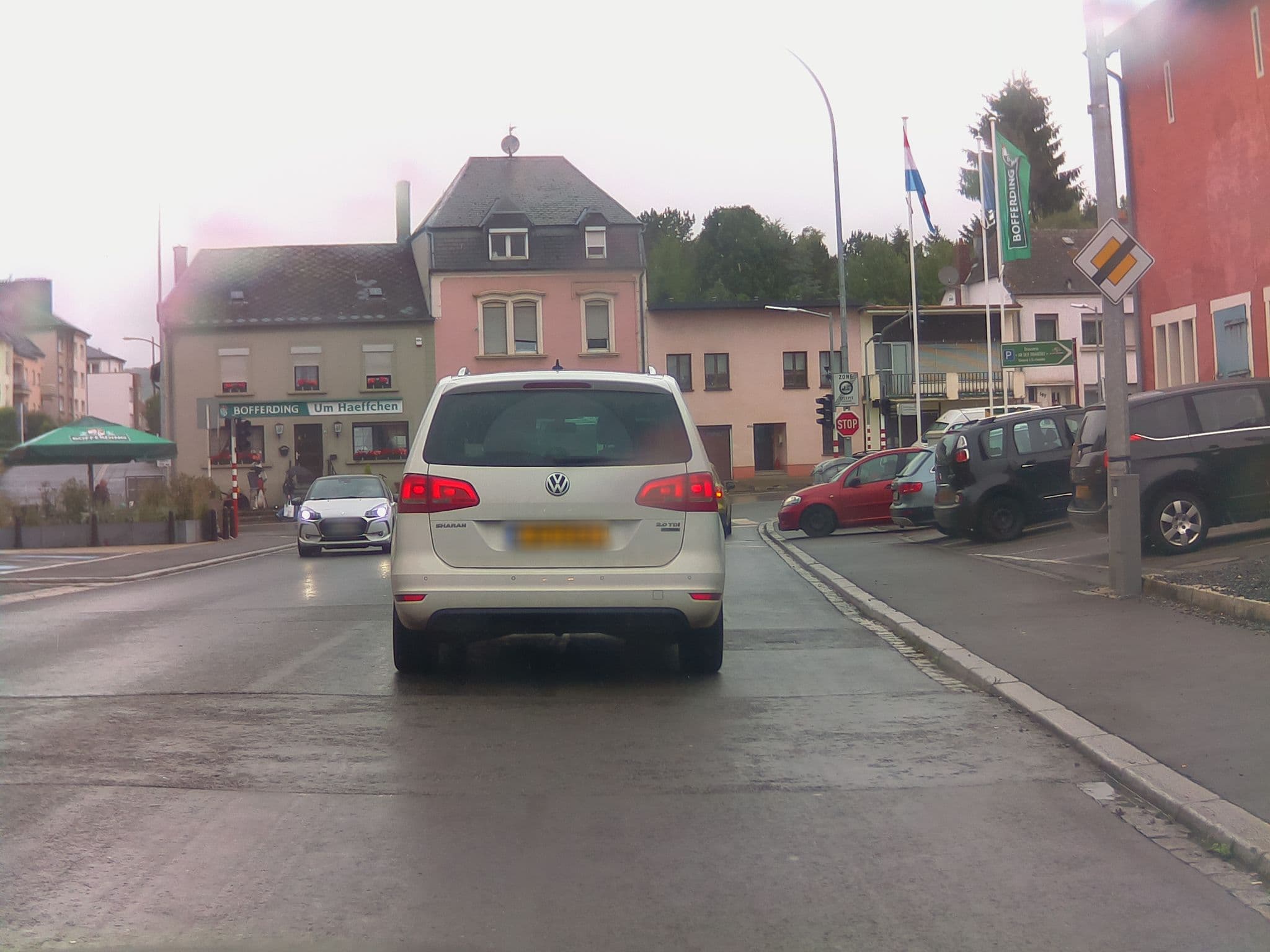Street view near De BrauHotel, Bascharage — © ramap (CC BY-SA · Mapillary)