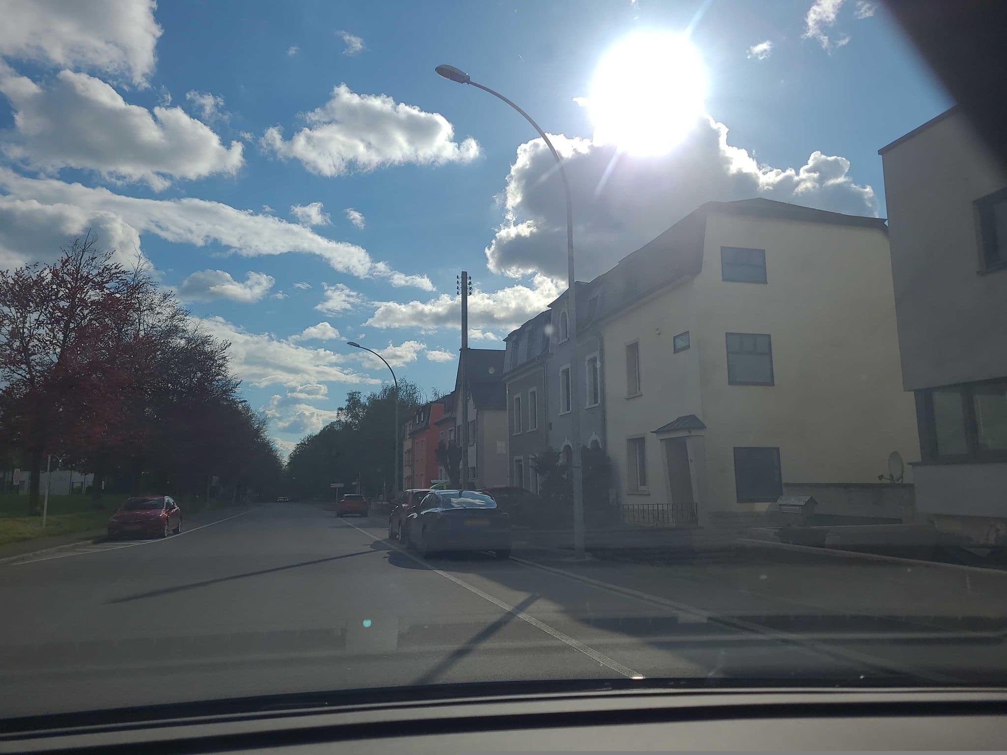 Street view near Good connection Airport & City, Bonnevoie-Nord-Verlorenkost — © sergcatalan (CC BY-SA · Mapillary)