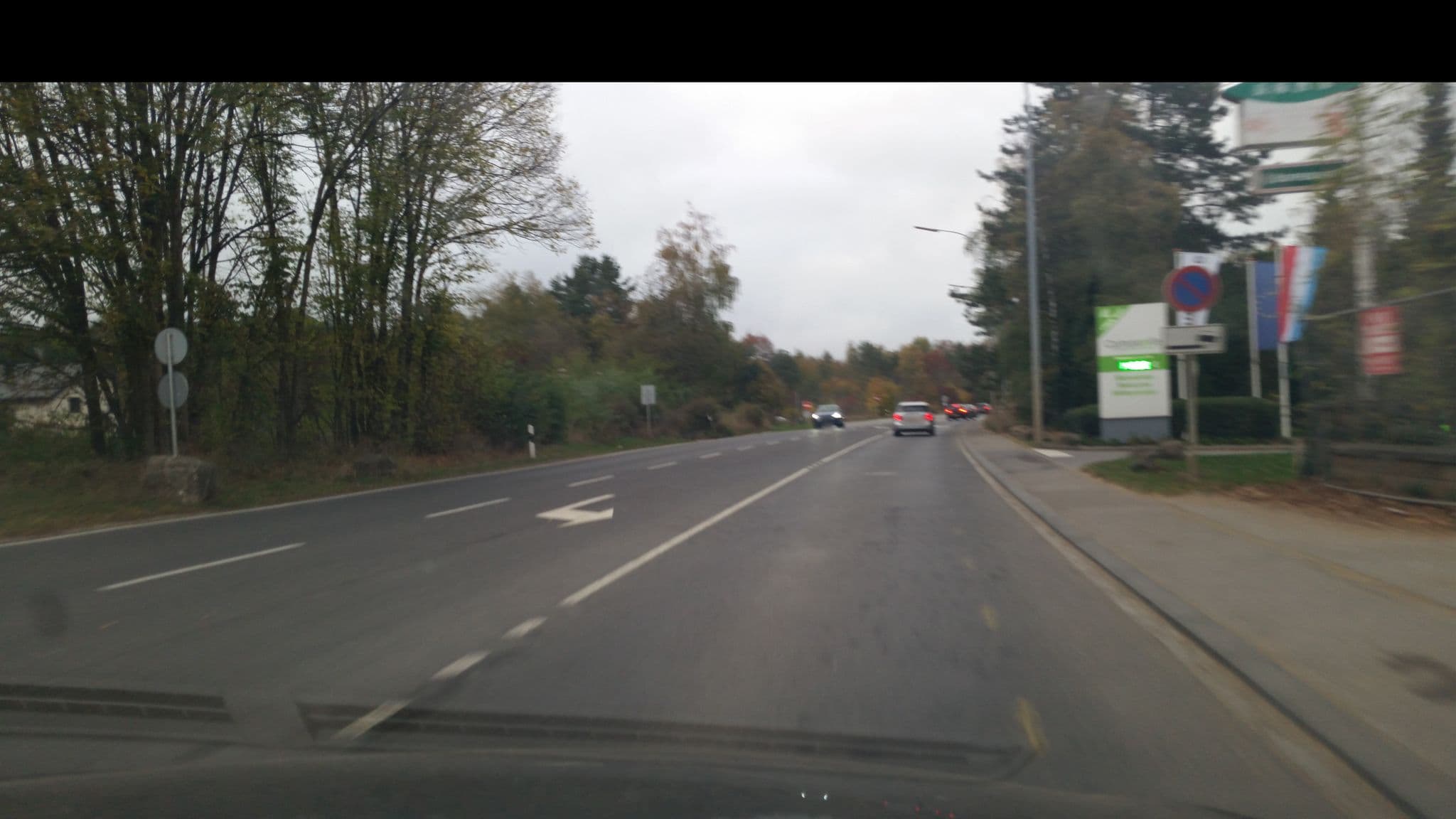 Street view near Hôtel-Restaurant Campanile, Senningerberg — © debigc (CC BY-SA · Mapillary)