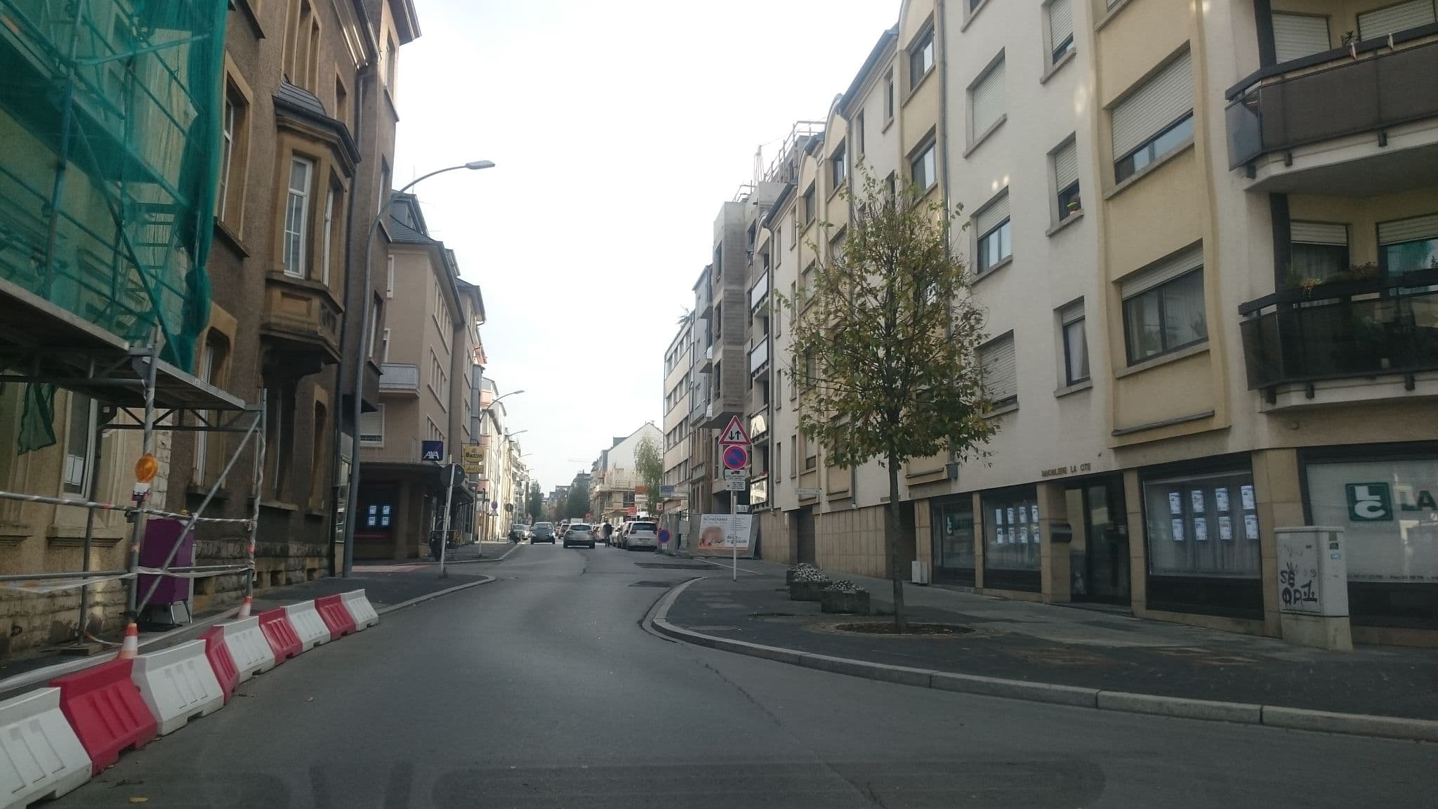 Street view near Nice Room Close To Train Station, Gare — © mrjones (CC BY-SA · Mapillary)