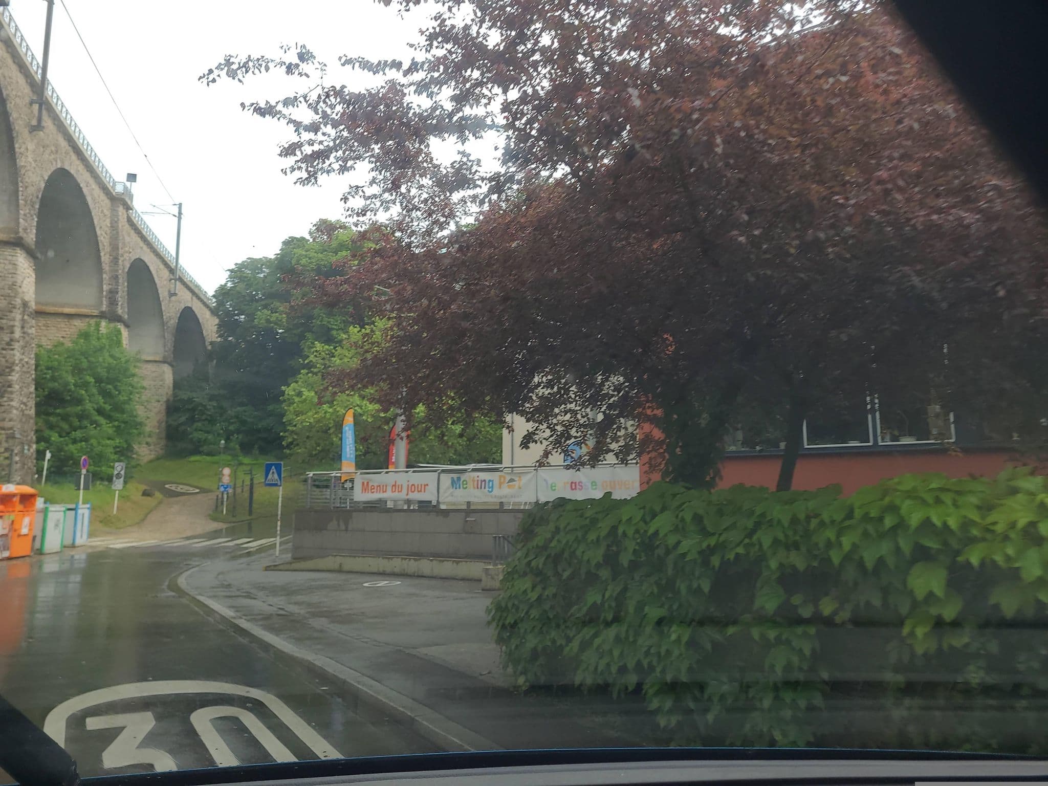 Street view near Stijn Streuvel, Clausen — © sergcatalan (CC BY-SA · Mapillary)