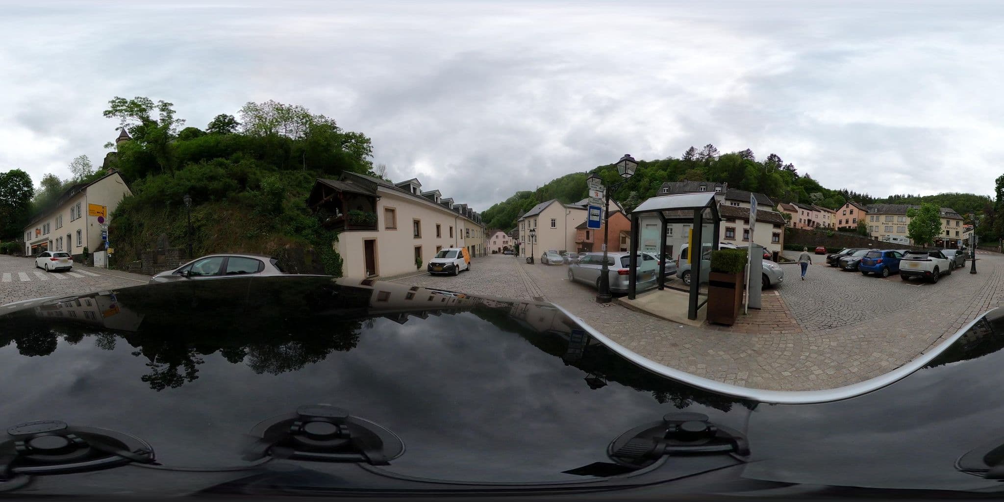 Street view near Hotel Oranienburg, Vianden — © tumblecow (CC BY-SA · Mapillary)