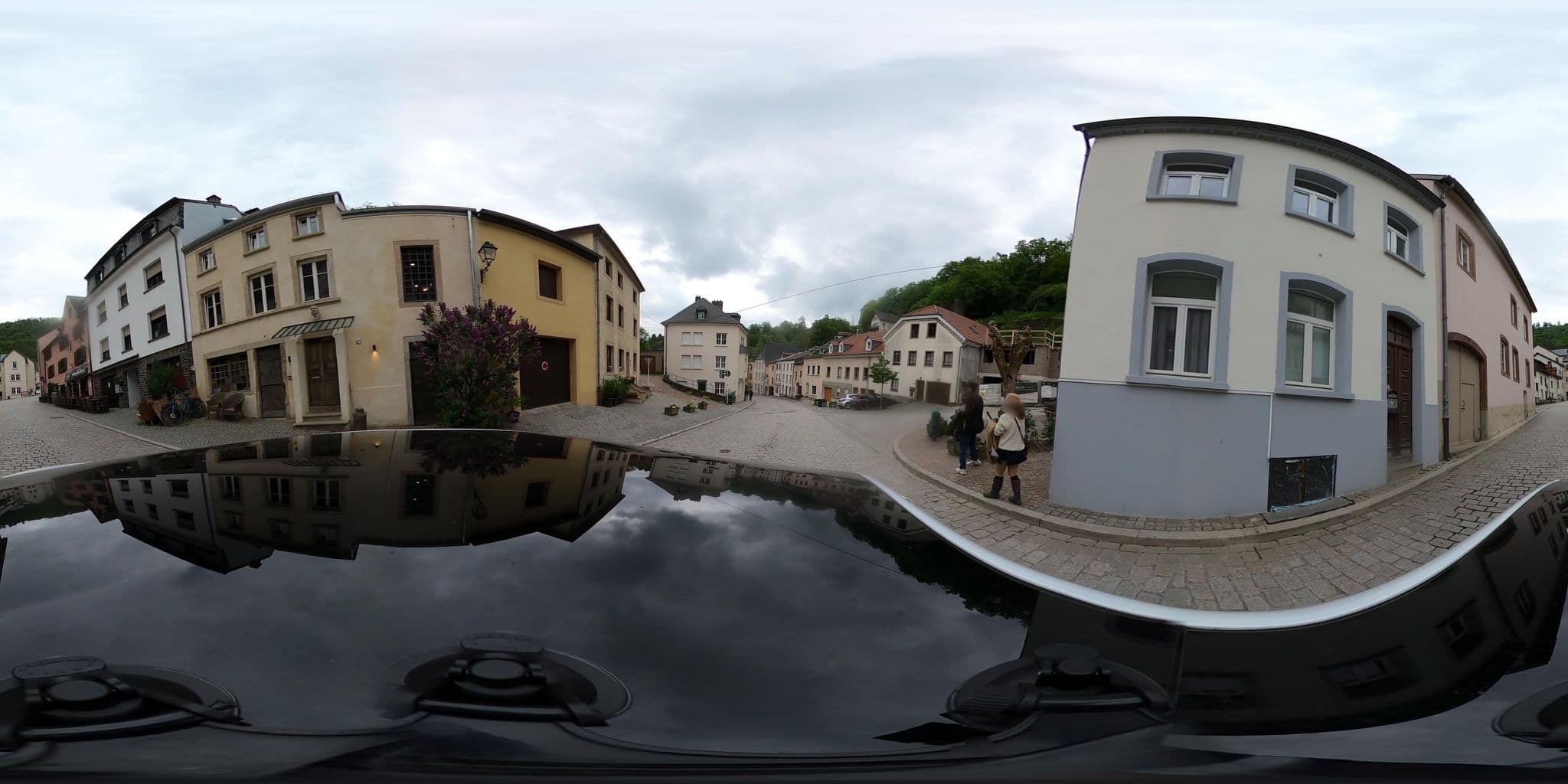 Street view near Auberge Aal Veinen Hotel Vianden, Vianden — © tumblecow (CC BY-SA · Mapillary)