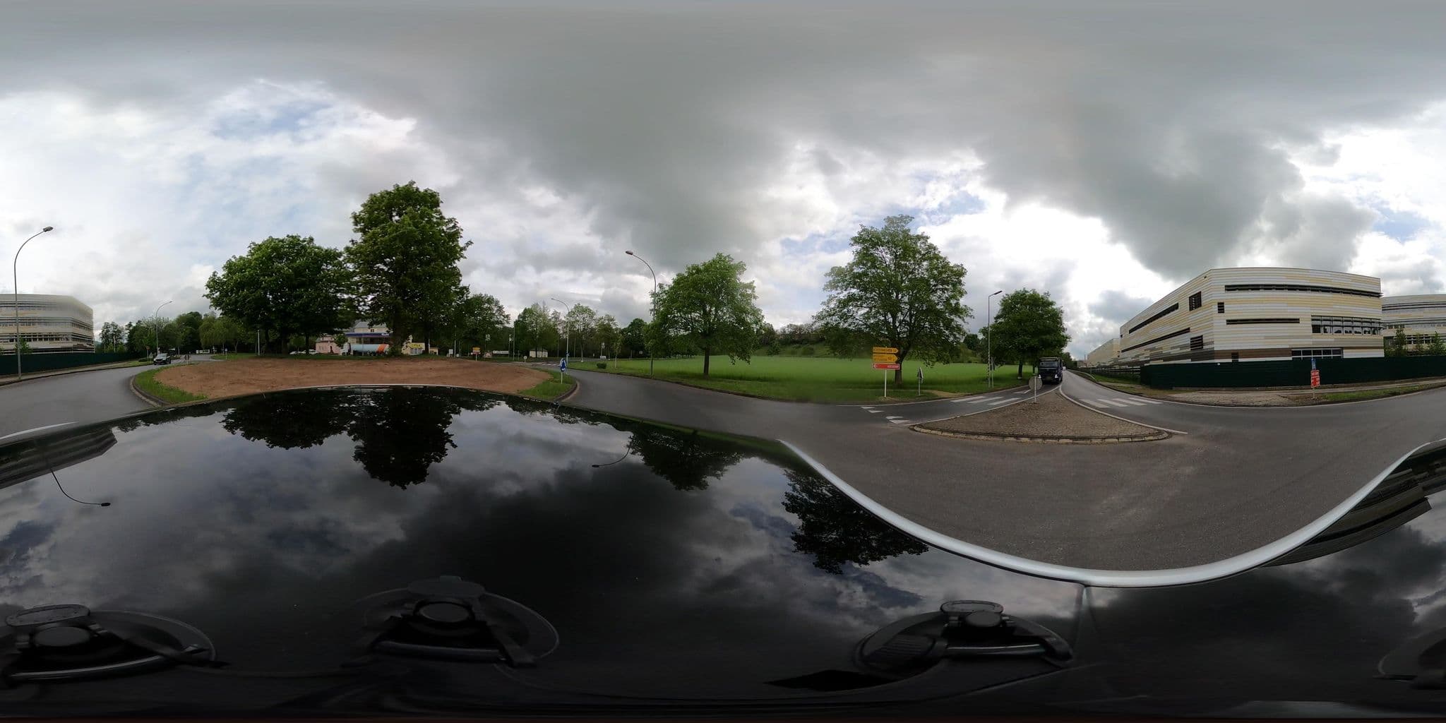 Street view near Bleesmillen, Gilsdorf — © tumblecow (CC BY-SA · Mapillary)