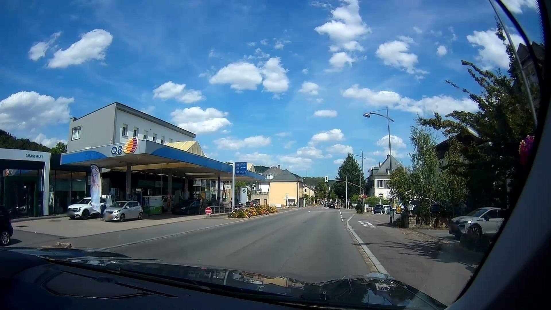 Street view near Hotel Le Postillon, Echternach — © micmin1972 (CC BY-SA · Mapillary)
