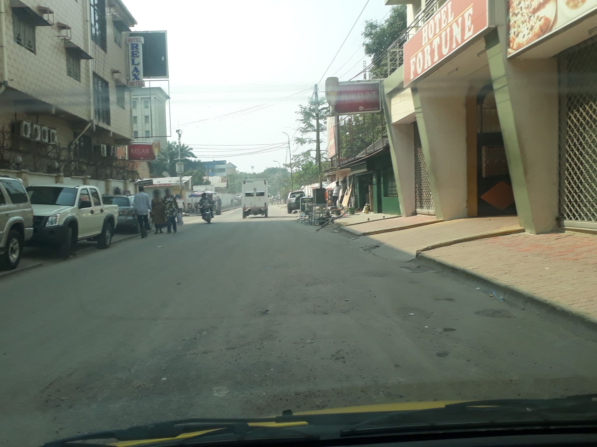 Street view near Hotel Fortune, Kinshasa — © ladis_gis_rs (CC BY-SA · Mapillary)