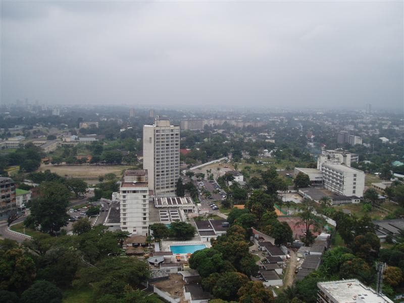 Grand Hotel Kinshasa (via Wikimedia Commons, CC BY-SA 1.0)