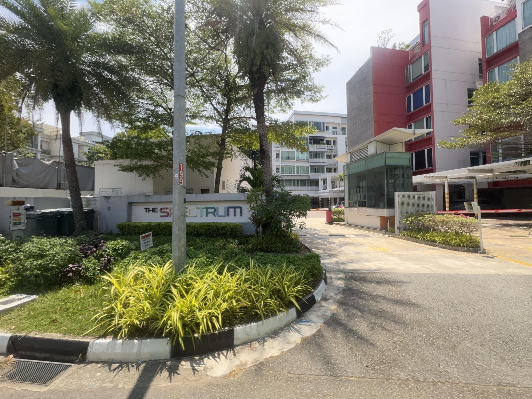 Street view near Ironman, Pasir Panjang — © filipb (CC BY-SA · Mapillary)