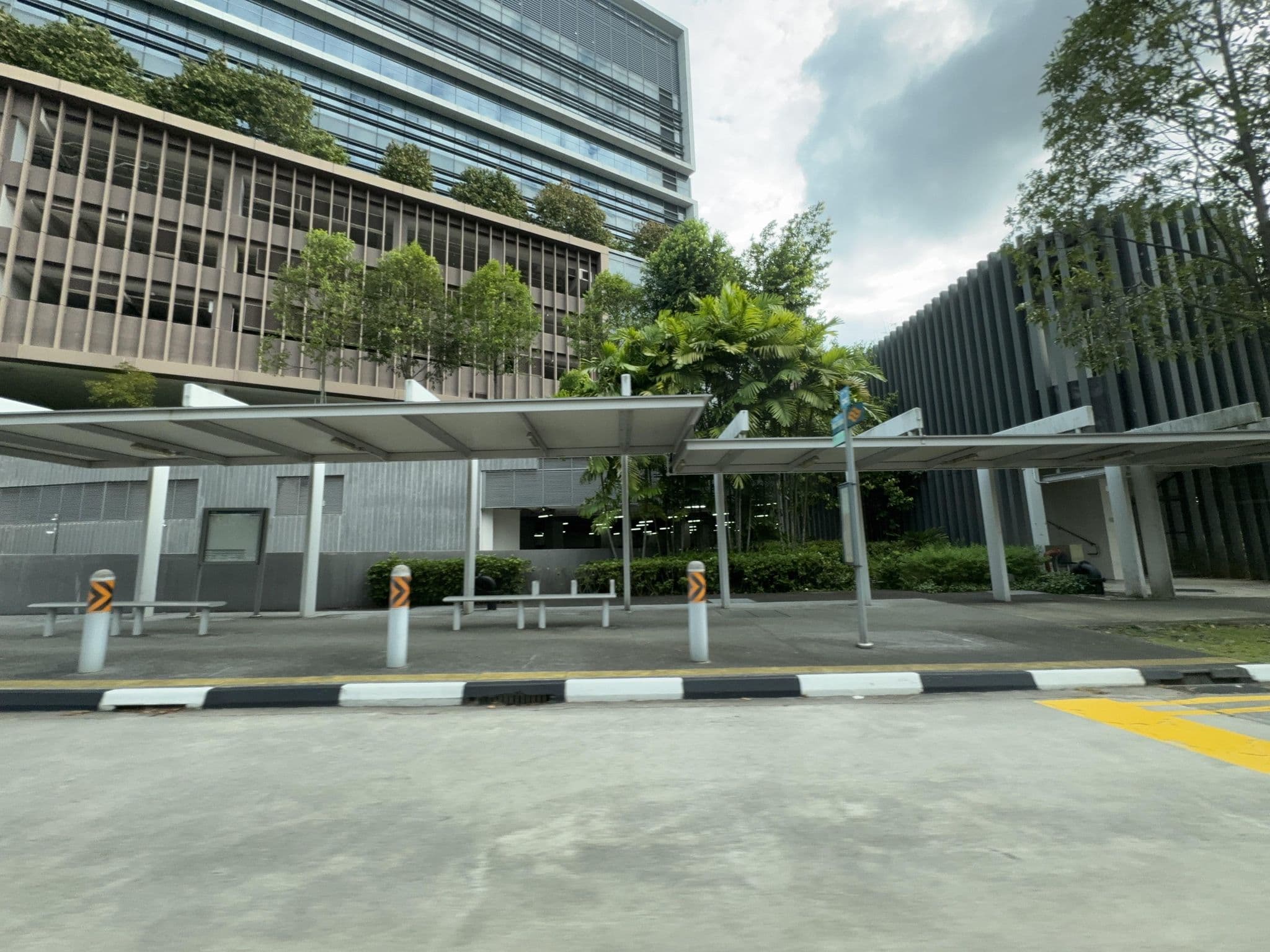 Street view near Under Da Coconut Tree, Near Da Bikes.., Kent Ridge — © filipb (CC BY-SA · Mapillary)