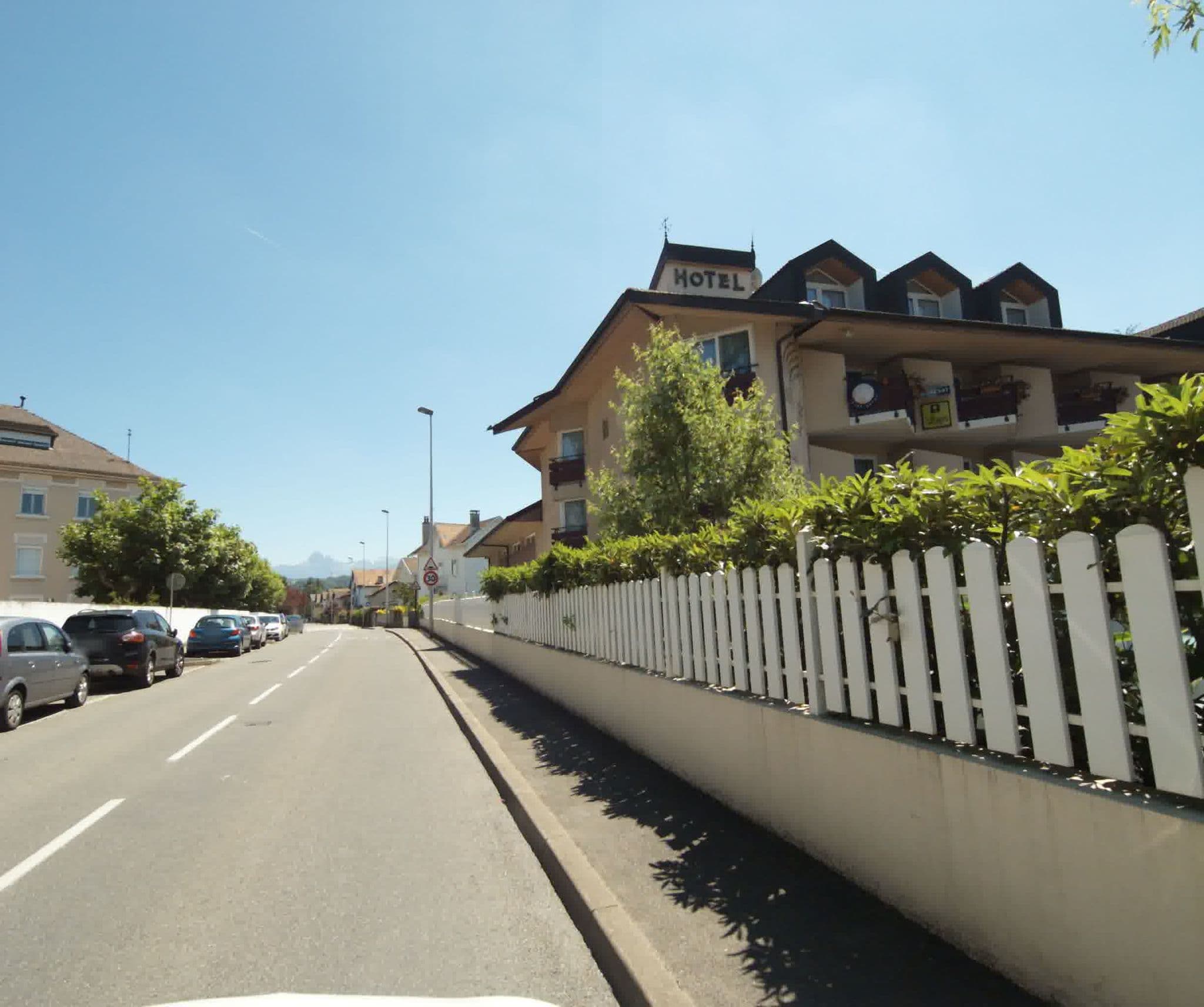Street view near L'Arc en Ciel, Thonon-les-Bains — © sogefi (CC BY-SA · Mapillary)