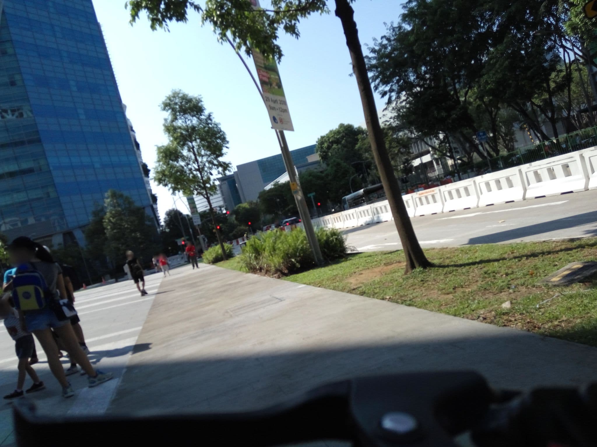 Street view near Fraser Suites, One North — © zelleso (CC BY-SA · Mapillary)