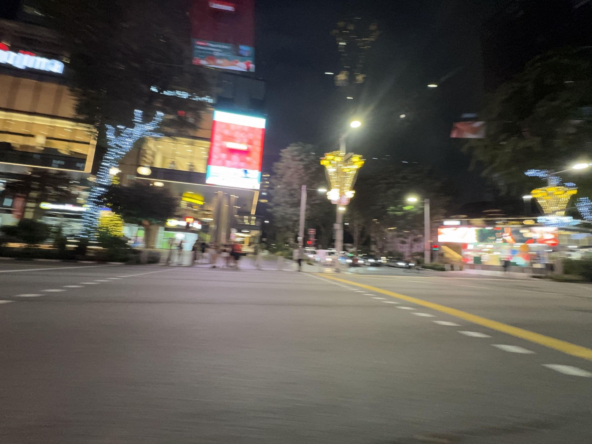 Street view near Hotel Melia, Oxley — © filipb (CC BY-SA · Mapillary)
