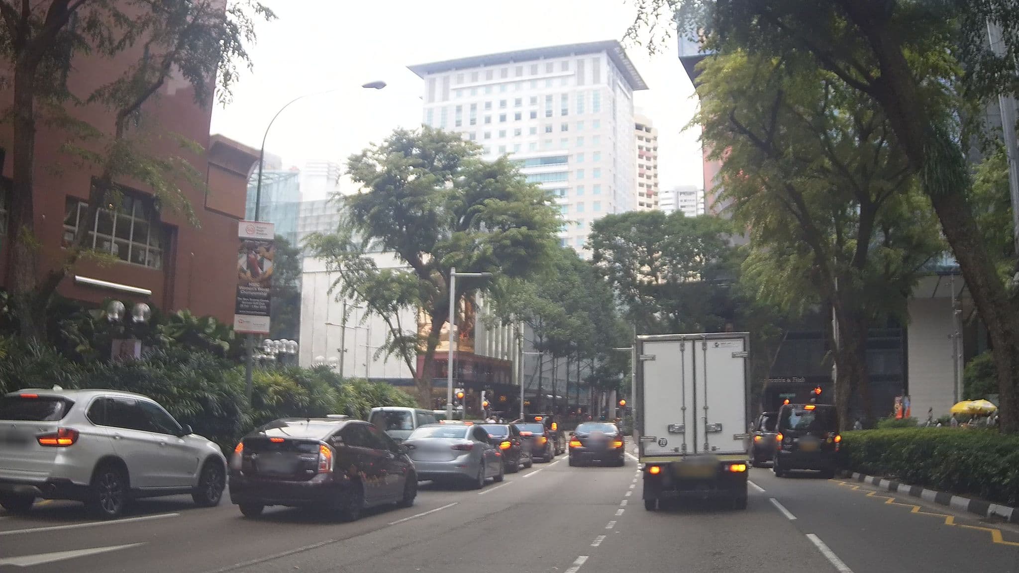 Street view near Poolside @ Hilton Orchard, Institution Hill — © ashishgrab (CC BY-SA · Mapillary)
