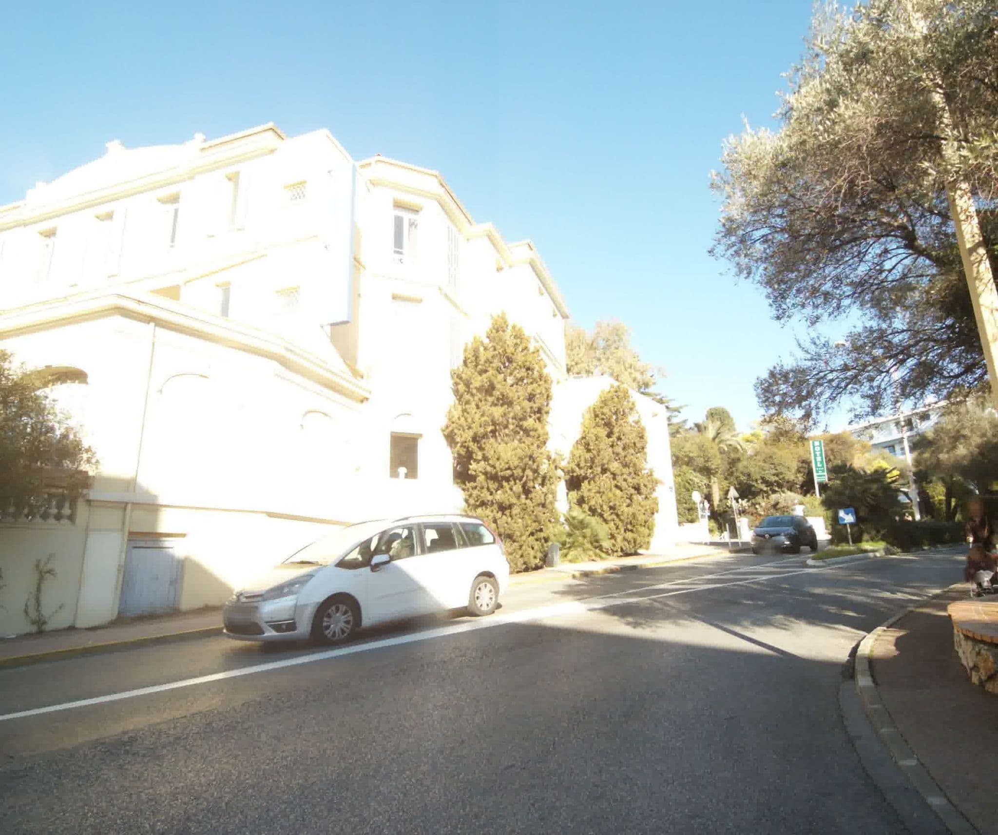 Street view near Hôtel Alexandra, Juan-les-Pins — © sogefi (CC BY-SA · Mapillary)