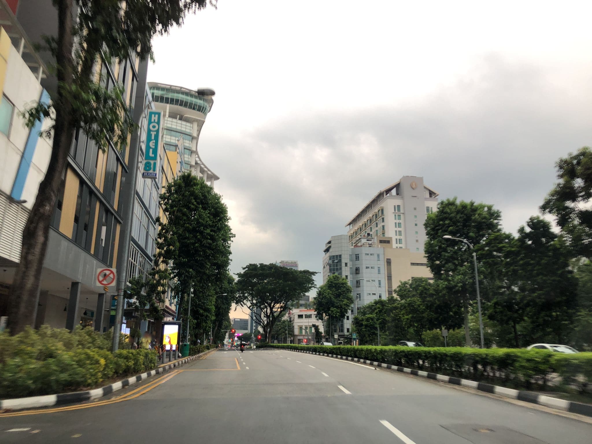 Street view near Lion Peak Hotel Raffles, Bugis — © whywhyd (CC BY-SA · Mapillary)