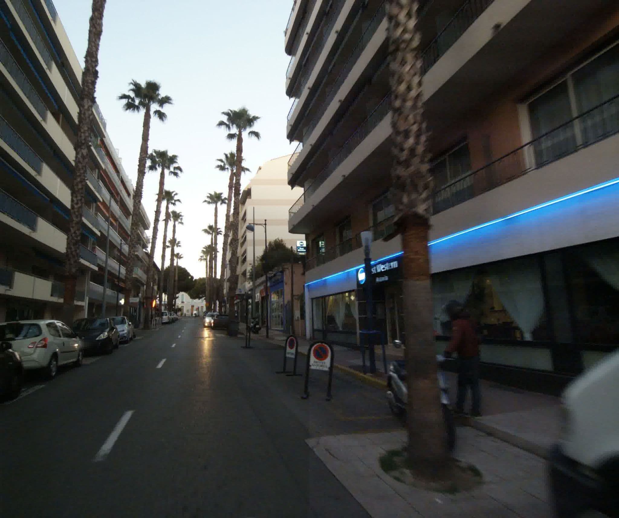 Street view near Best Western Astoria, Juan-les-Pins — © sogefi (CC BY-SA · Mapillary)