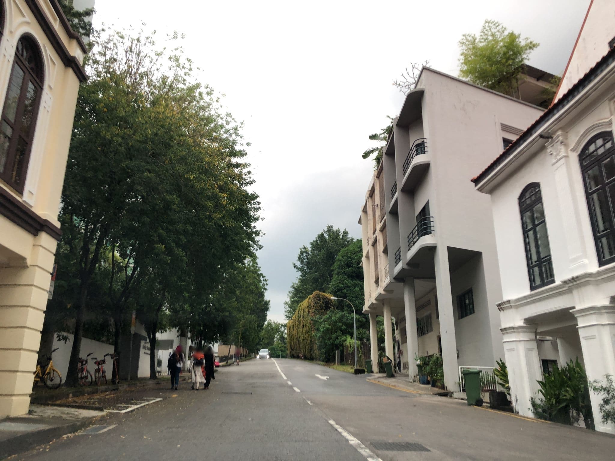 Street view near Aston hotel Pasteur, Mount Emily Park — © whywhyd (CC BY-SA · Mapillary)