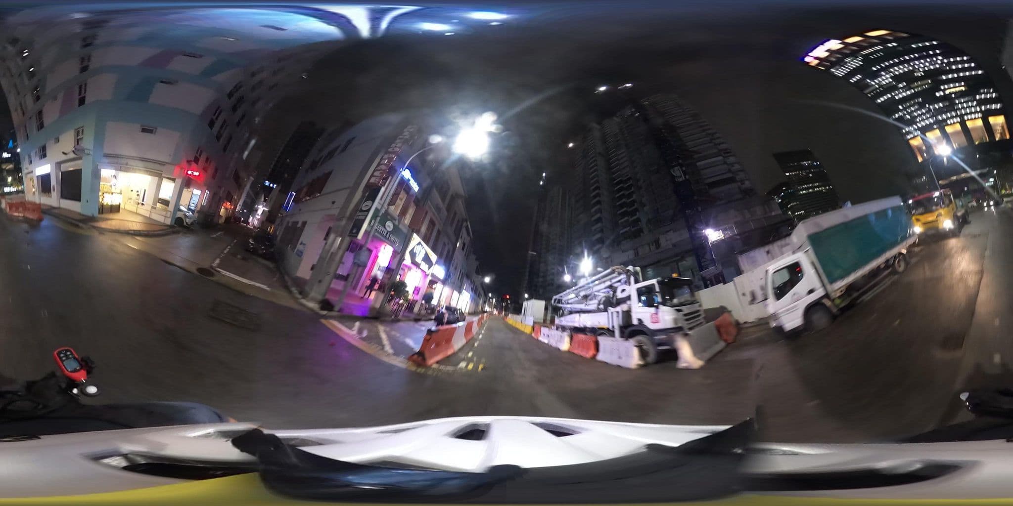 Street view near marisson, Bugis — © zicheng (CC BY-SA · Mapillary)