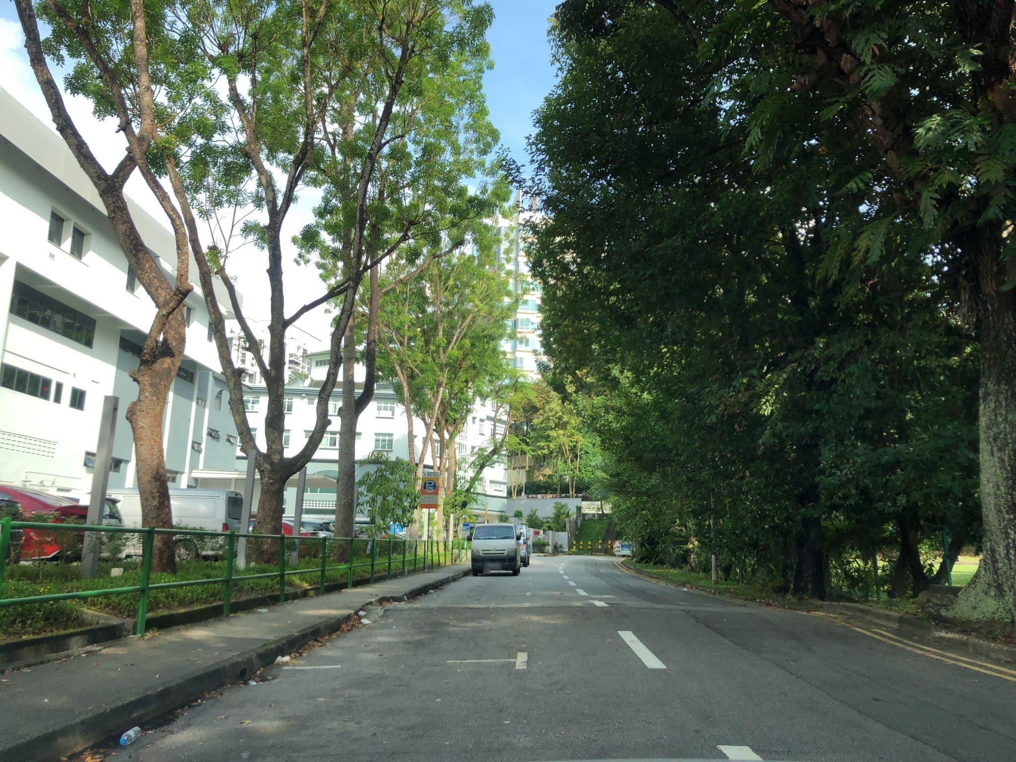 Street view near Metropolitan YMCA Singapore, Tanglin — © whywhyd (CC BY-SA · Mapillary)