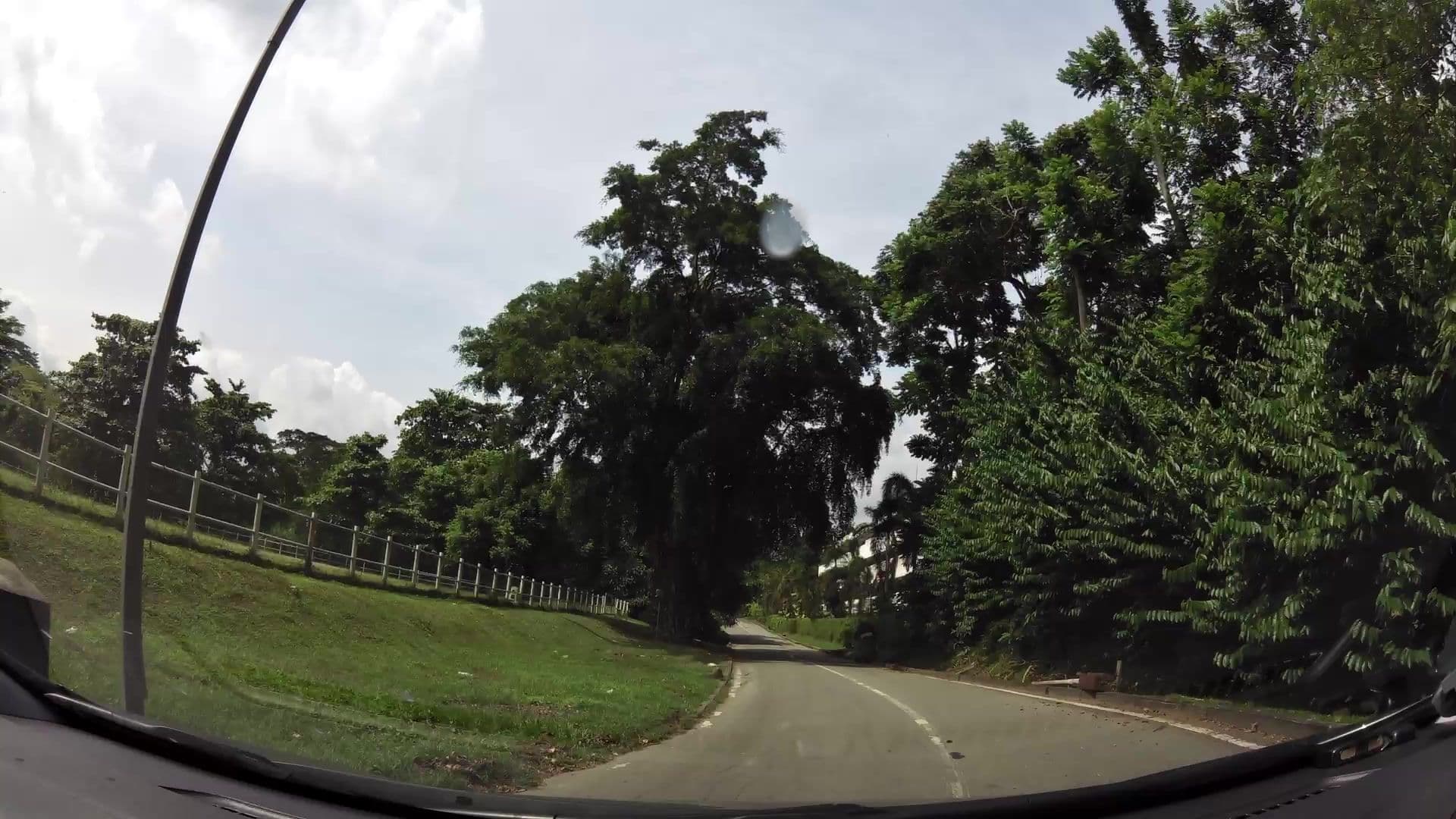 Street view near Rider's Lodge, Bukit Timah — © kaartcam (CC BY-SA · Mapillary)