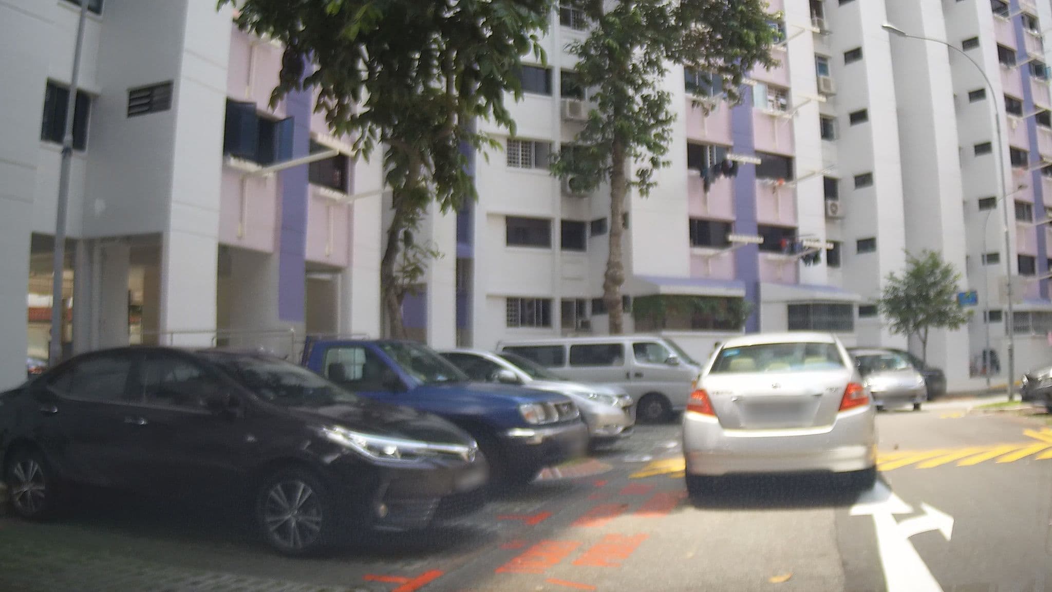Street view near 1017 Serangoon Road, Kallang — © ashishgrab (CC BY-SA · Mapillary)