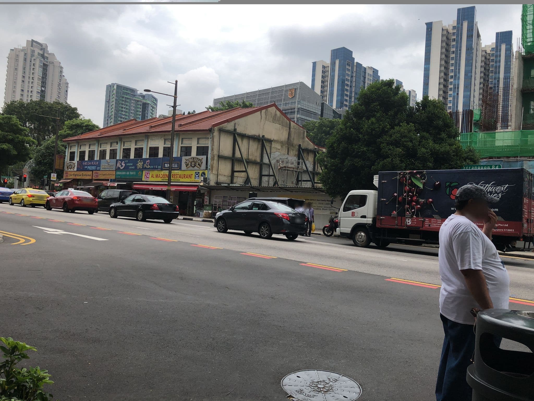 Street view near The Claremont Hotel, Farrer Park — © jeanchan21 (CC BY-SA · Mapillary)