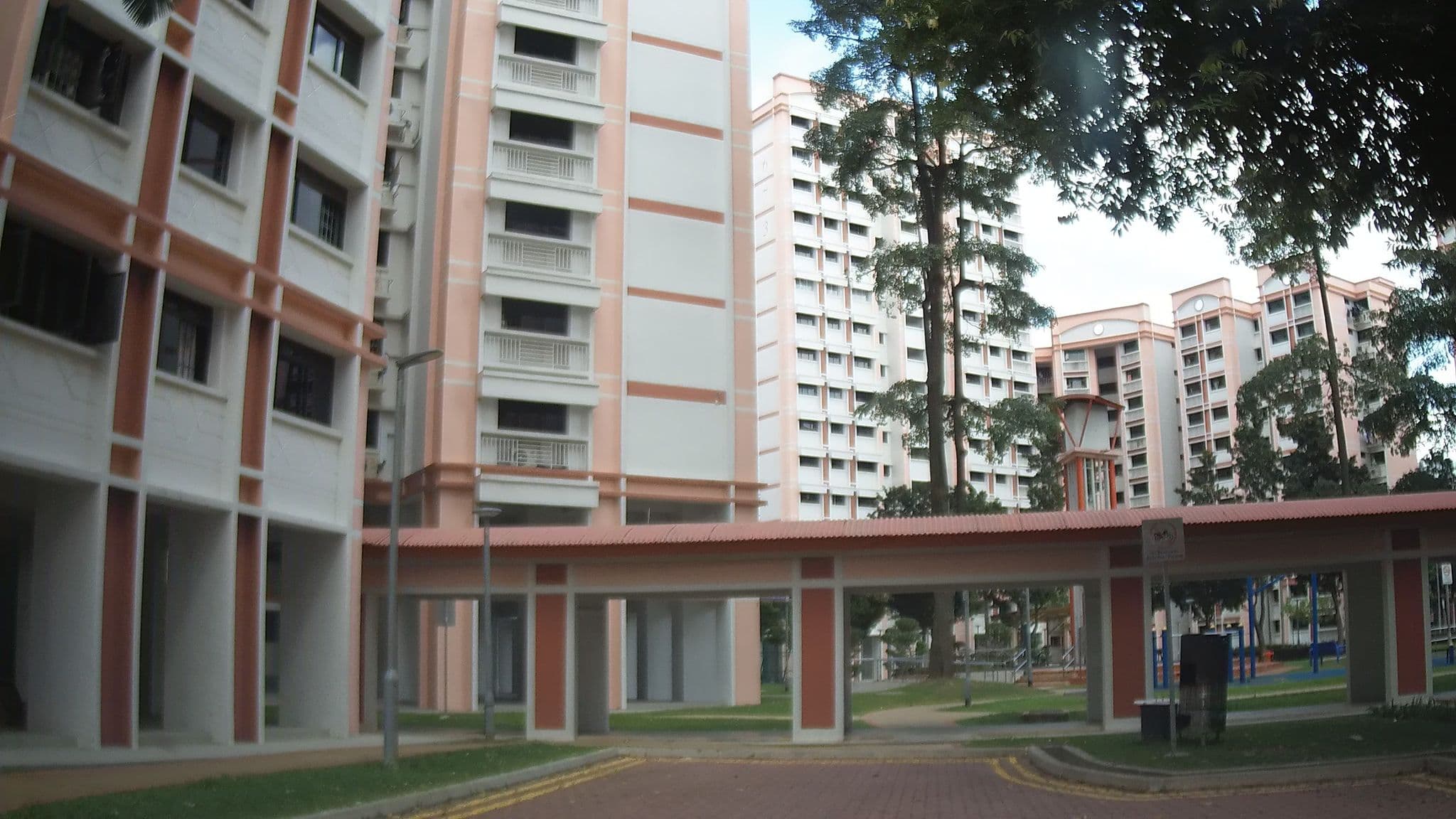 Street view near Brendon's Bed, Yew Tee — © ashishgrab (CC BY-SA · Mapillary)