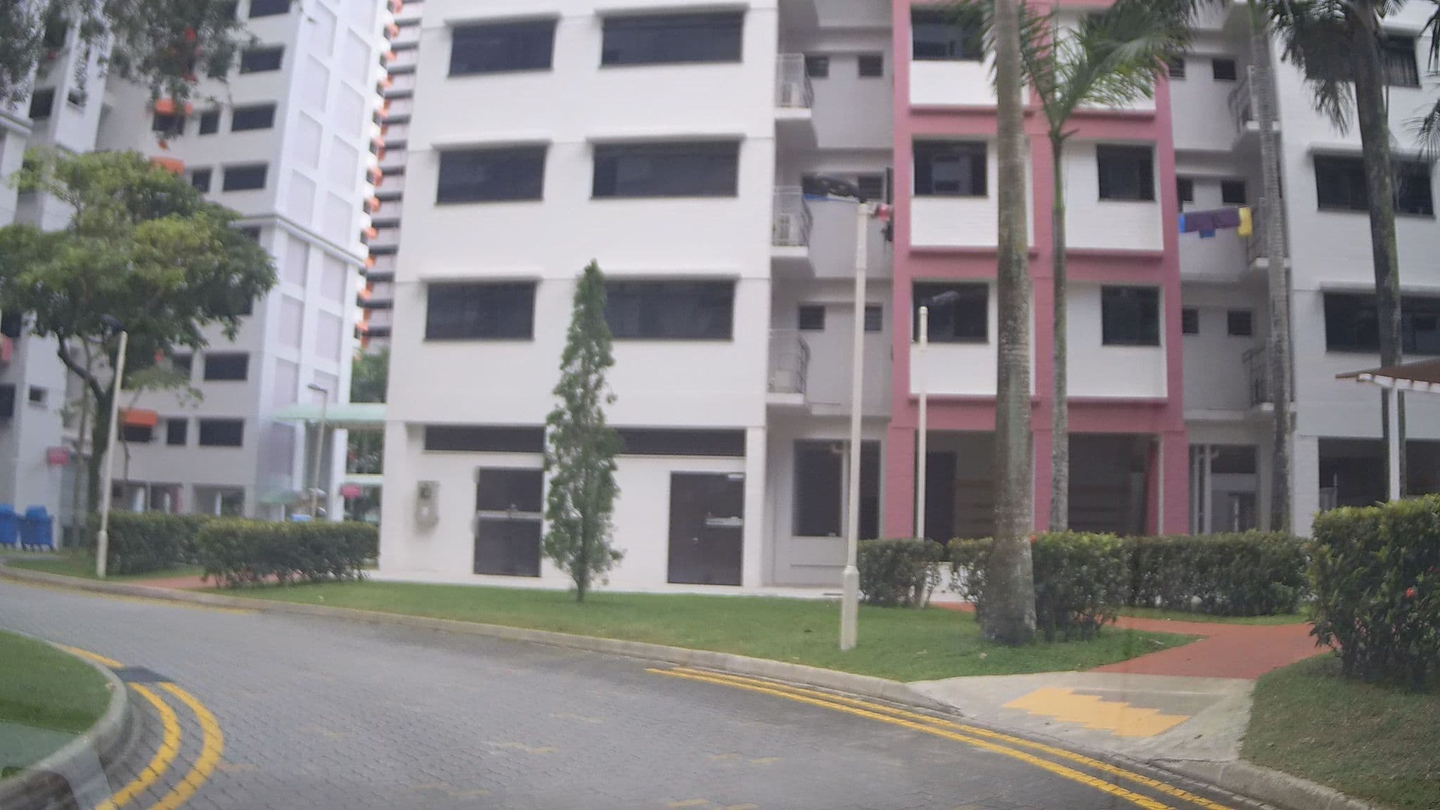 Street view near Lonely Night , Yew Tee — © ashishgrab (CC BY-SA · Mapillary)