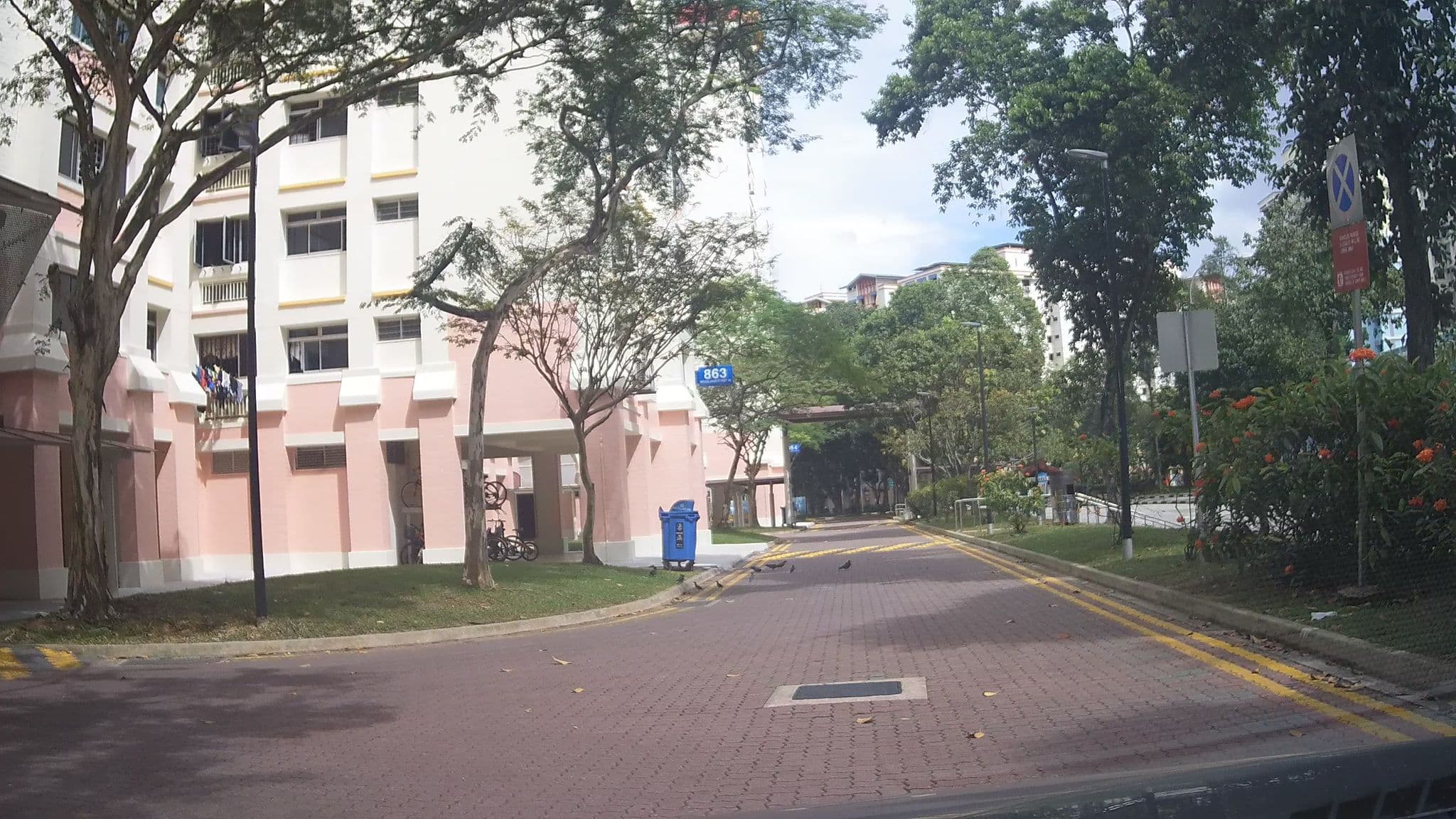 Street view near 888, Admiralty — © ashishgrab (CC BY-SA · Mapillary)