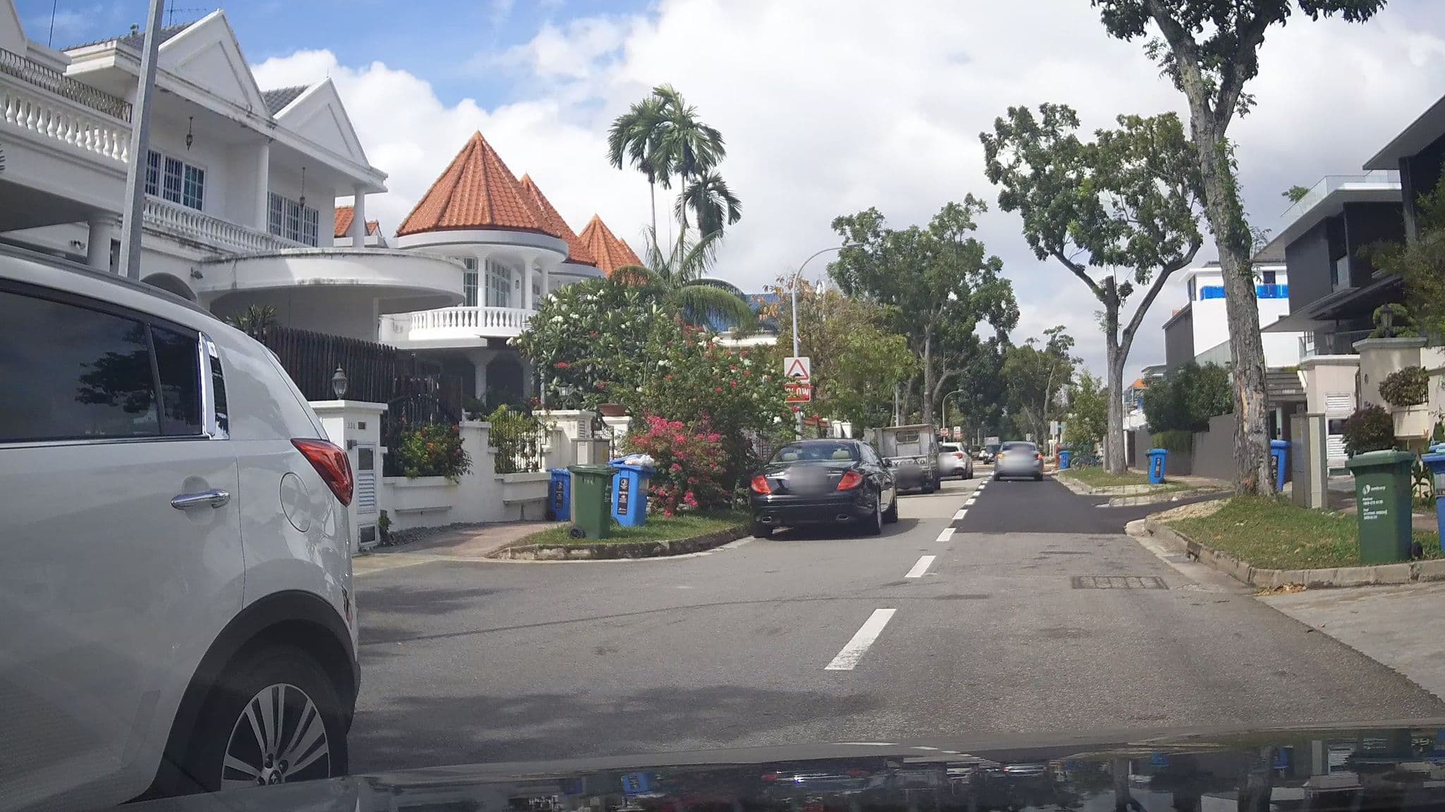 Street view near HANDS OFF MY BED™, Marine Parade — © ashishgrab (CC BY-SA · Mapillary)