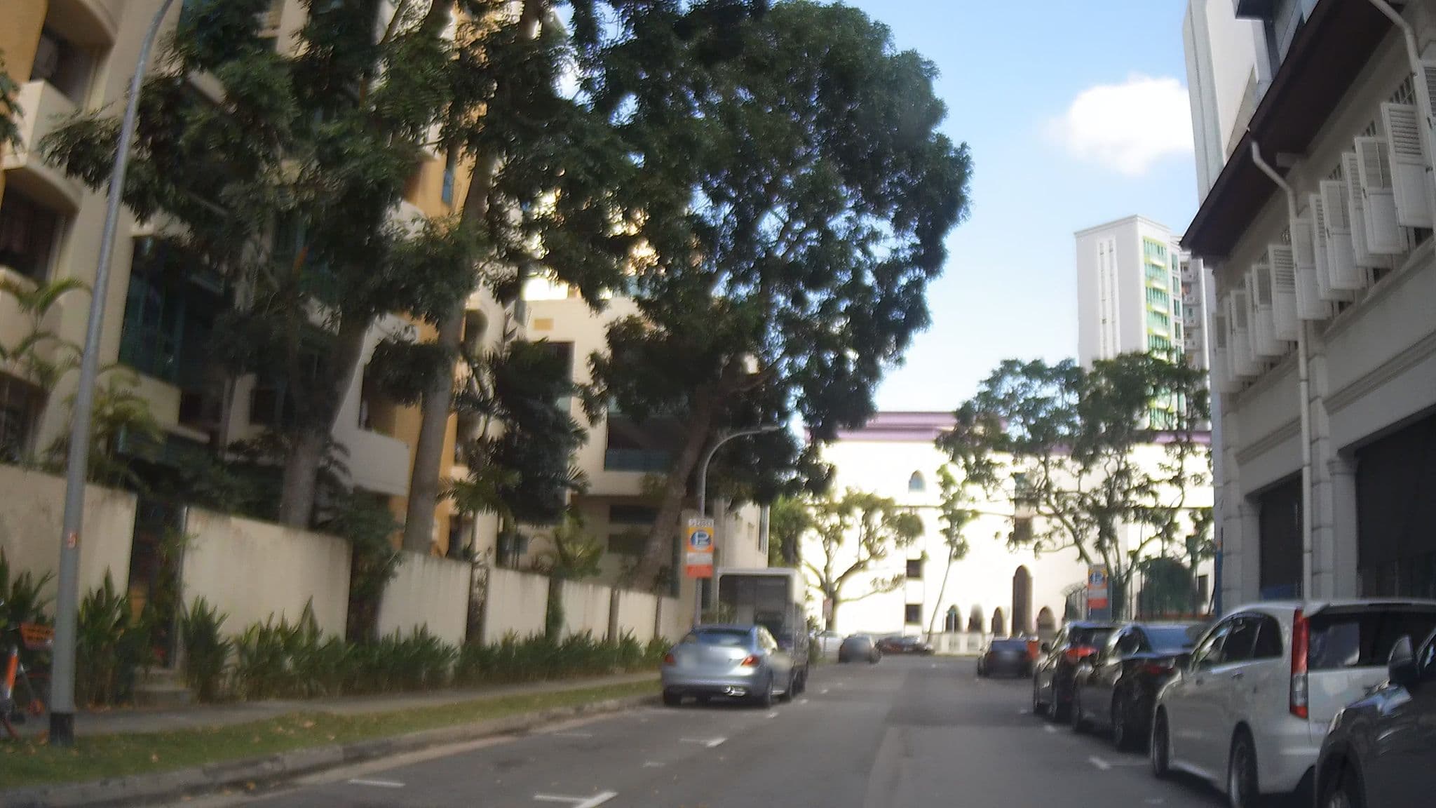 Street view near Redwood @ Central, Geylang — © ashishgrab (CC BY-SA · Mapillary)