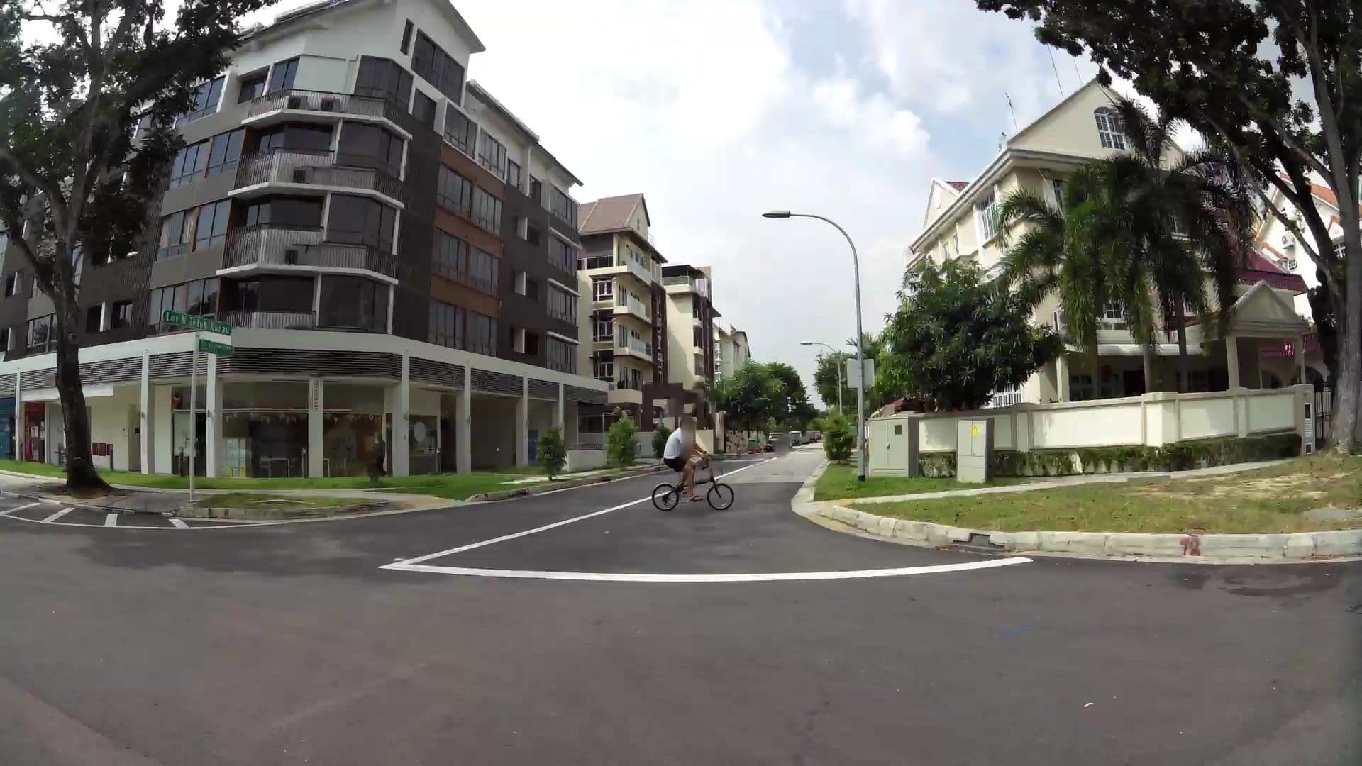 Street view near Goddess Inn, Marine Parade — © kaartcam (CC BY-SA · Mapillary)