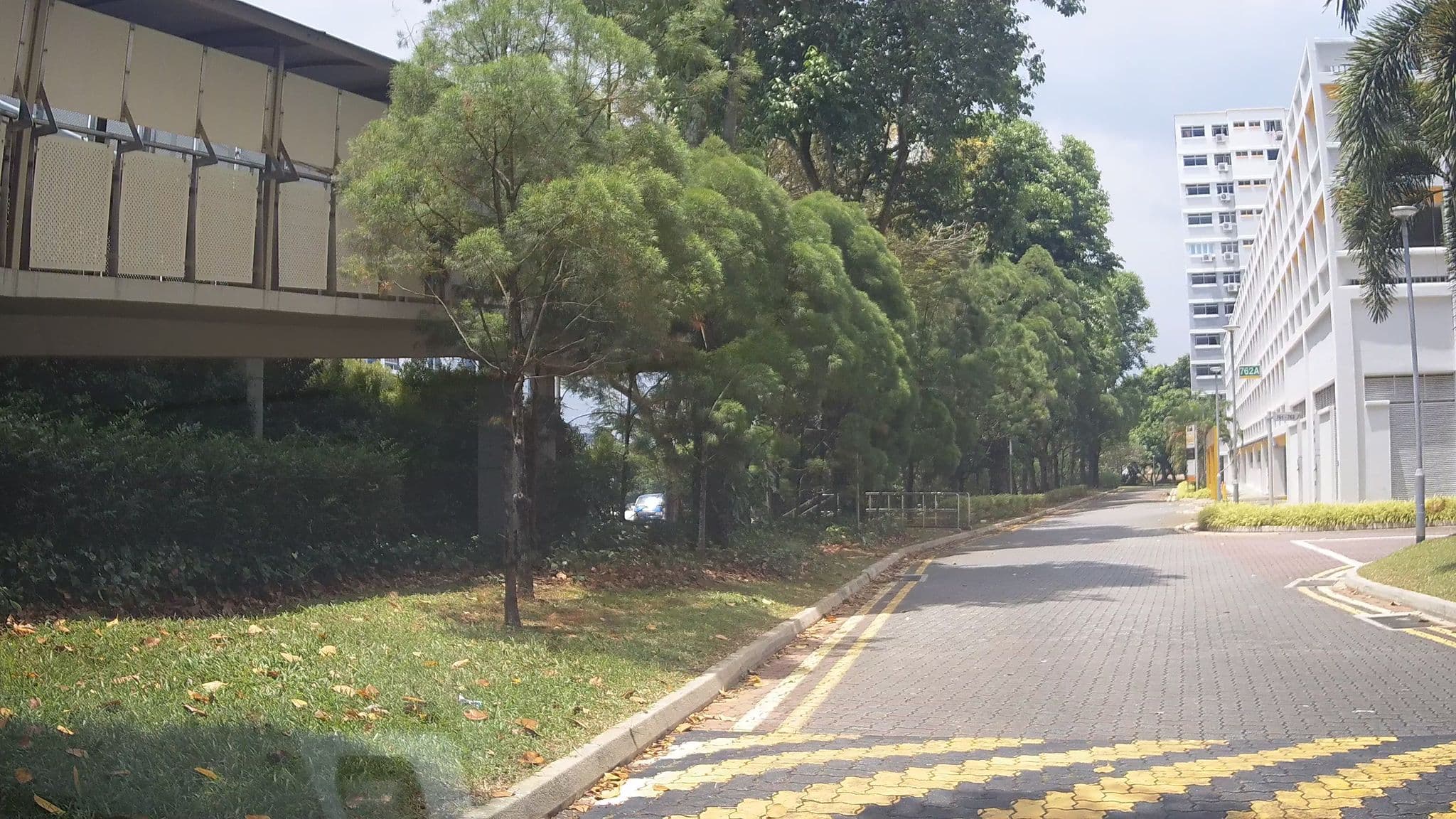Street view near Vistana, Kampong Pasir Ris — © ashishgrab (CC BY-SA · Mapillary)