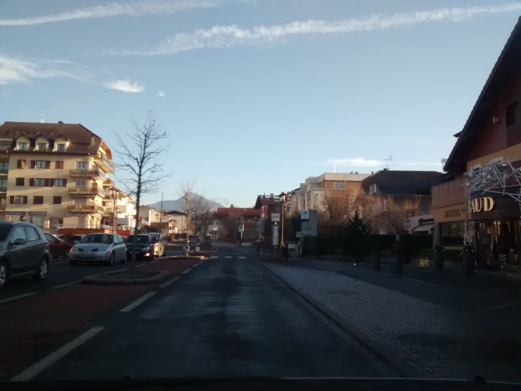 Street view near Baud, Bonne — © ipolit (CC BY-SA · Mapillary)