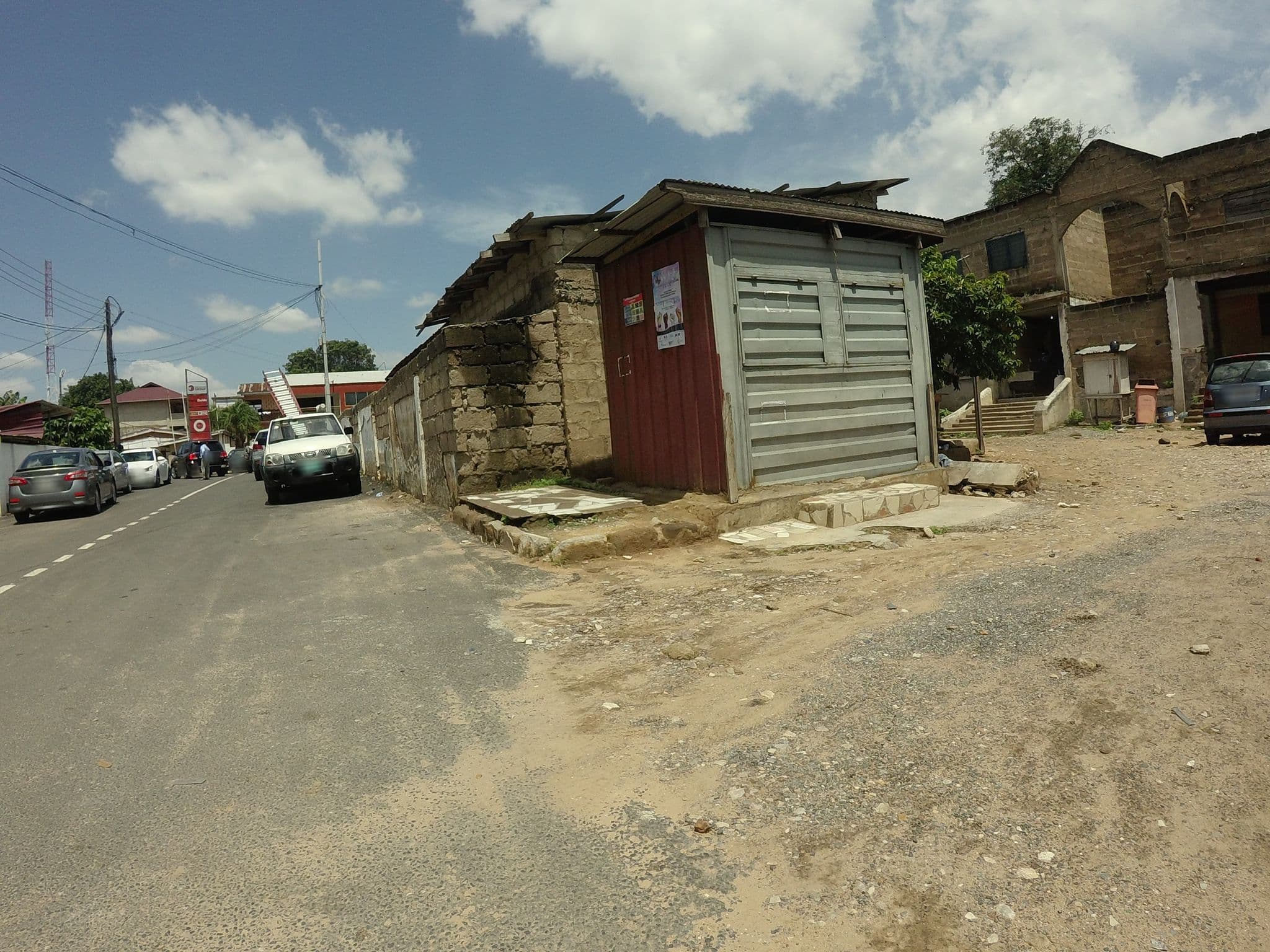 Street view near Agoo Hostel, Accra — © mawutor (CC BY-SA · Mapillary)