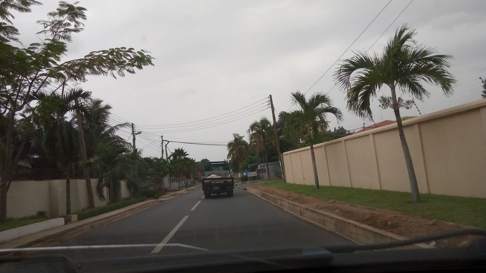 Street view near Imperial Lodge, Dome — © awezgeo (CC BY-SA · Mapillary)